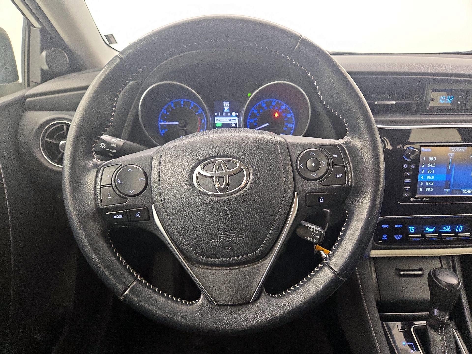 Thumbnail: 2018 Toyota Corolla iM - 10