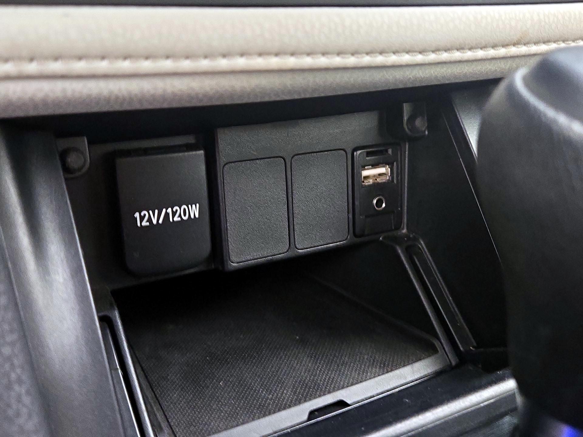 Thumbnail: 2018 Toyota Corolla iM - 18