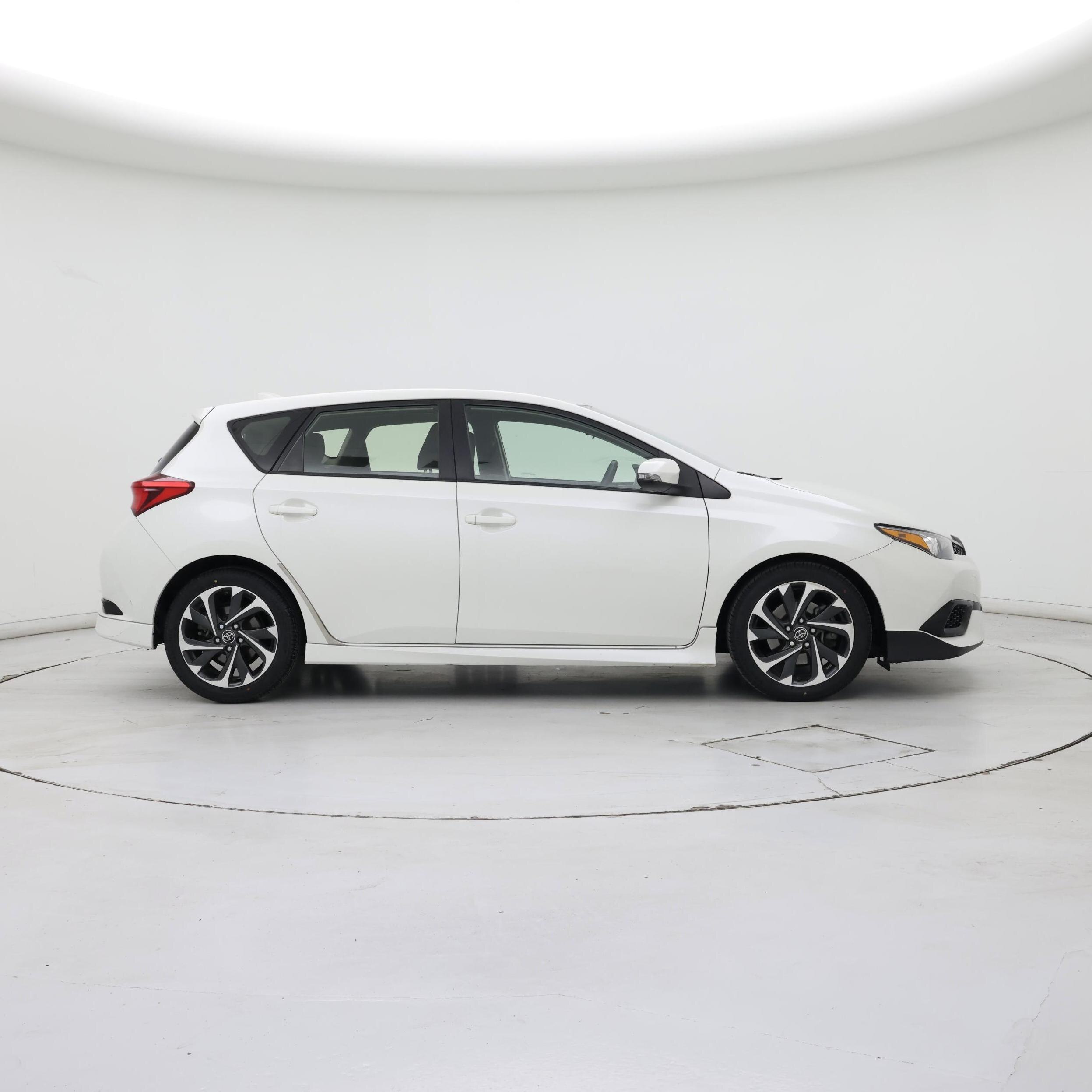 Thumbnail: 2018 Toyota Corolla iM - 7