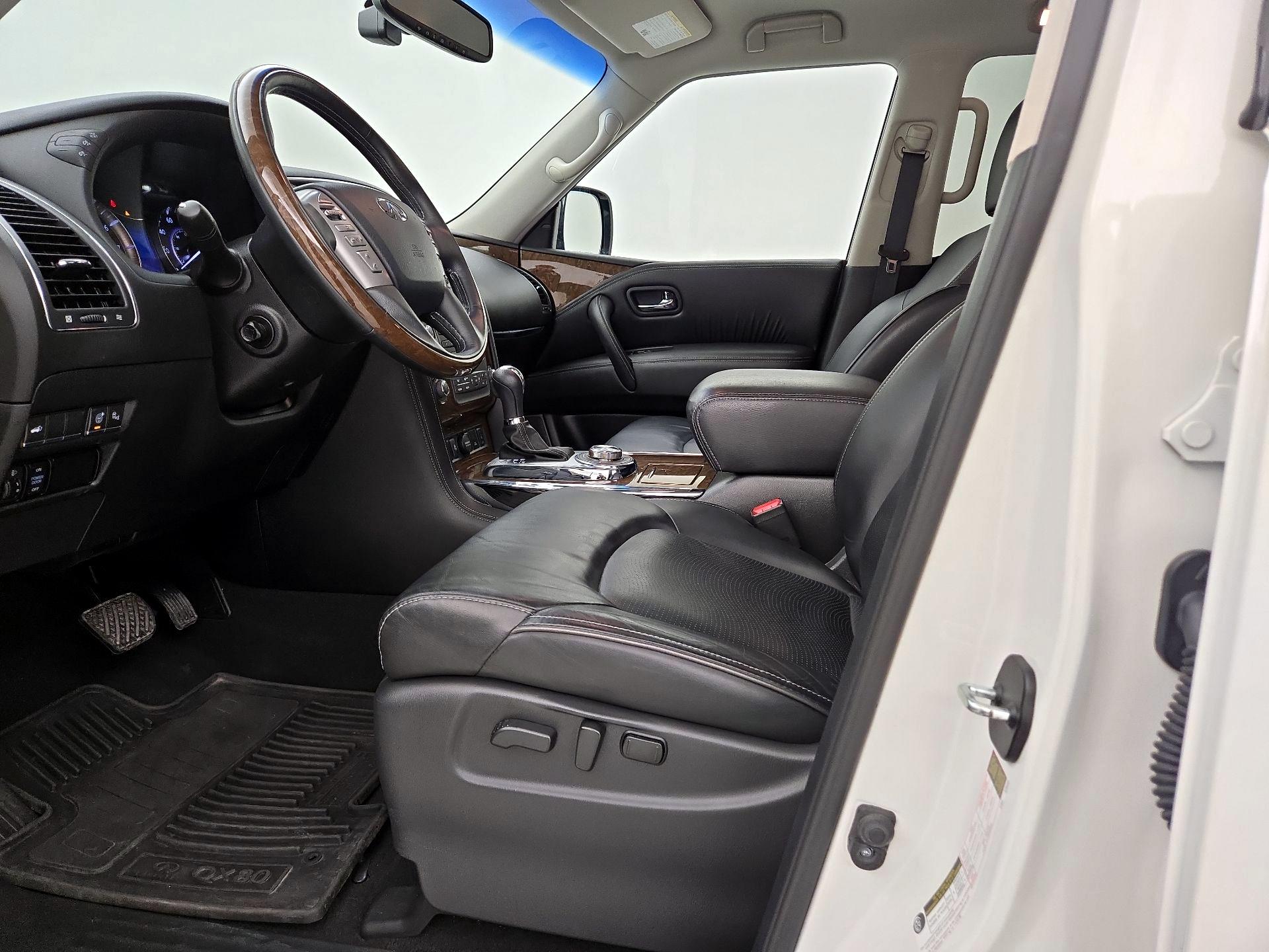 Thumbnail: 2017 INFINITI QX80 - 11