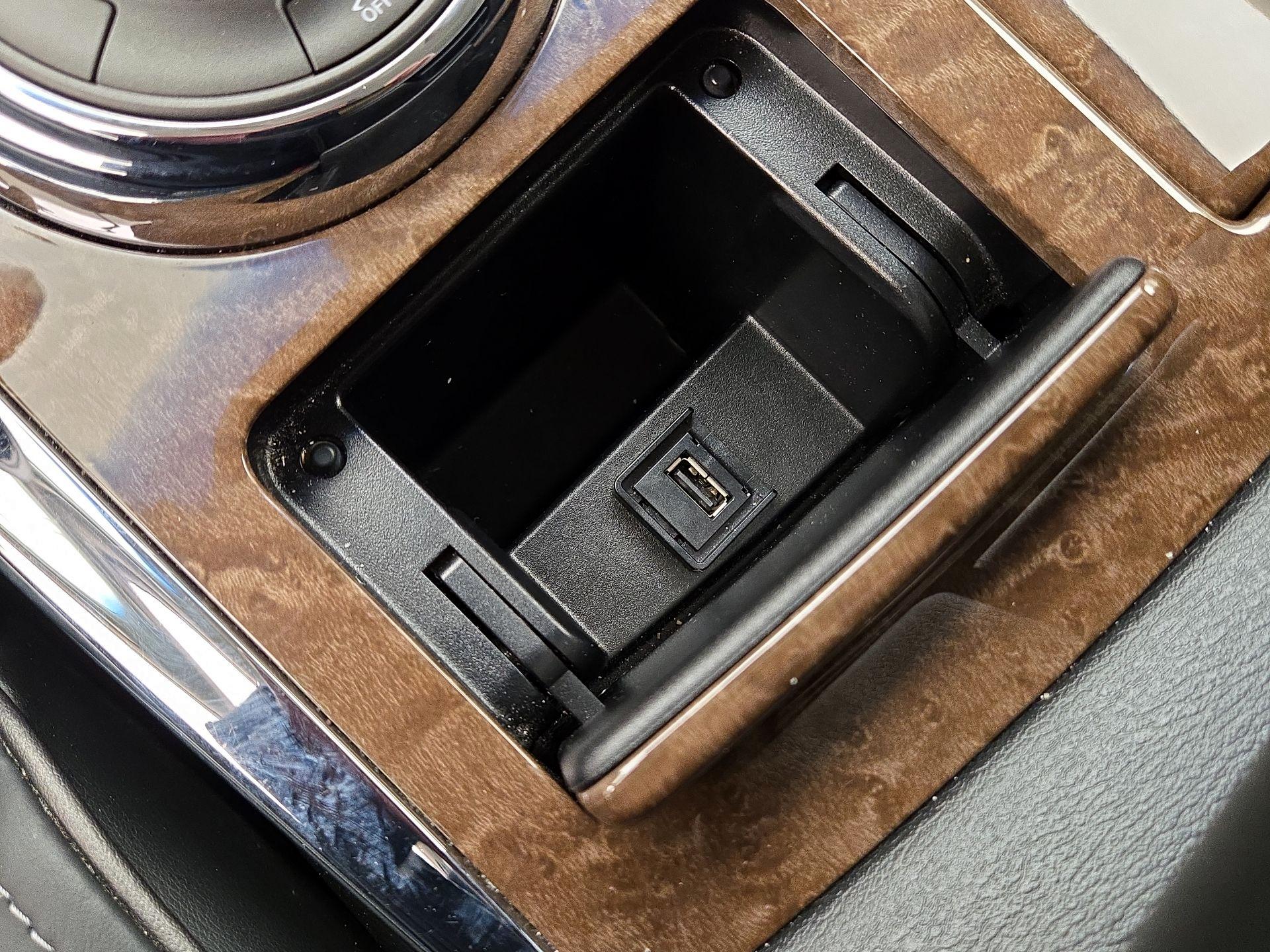 Thumbnail: 2017 INFINITI QX80 - 19