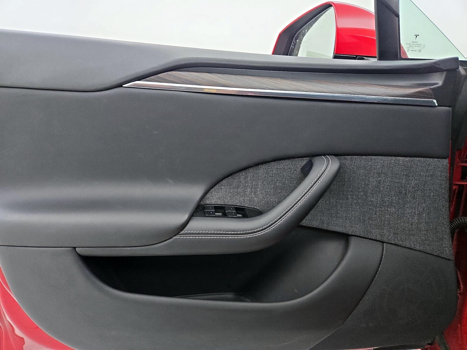 Thumbnail: 2022 Tesla Model S - 12