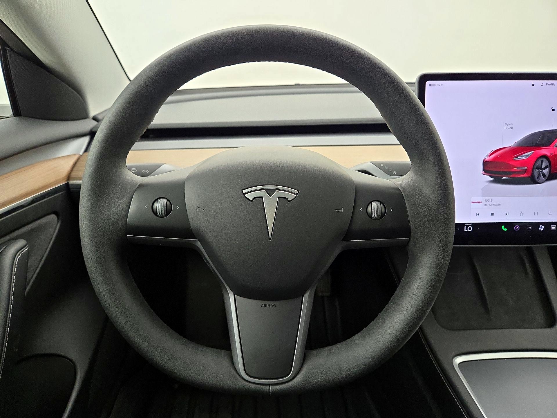 Thumbnail: 2023 Tesla Model 3 - 10