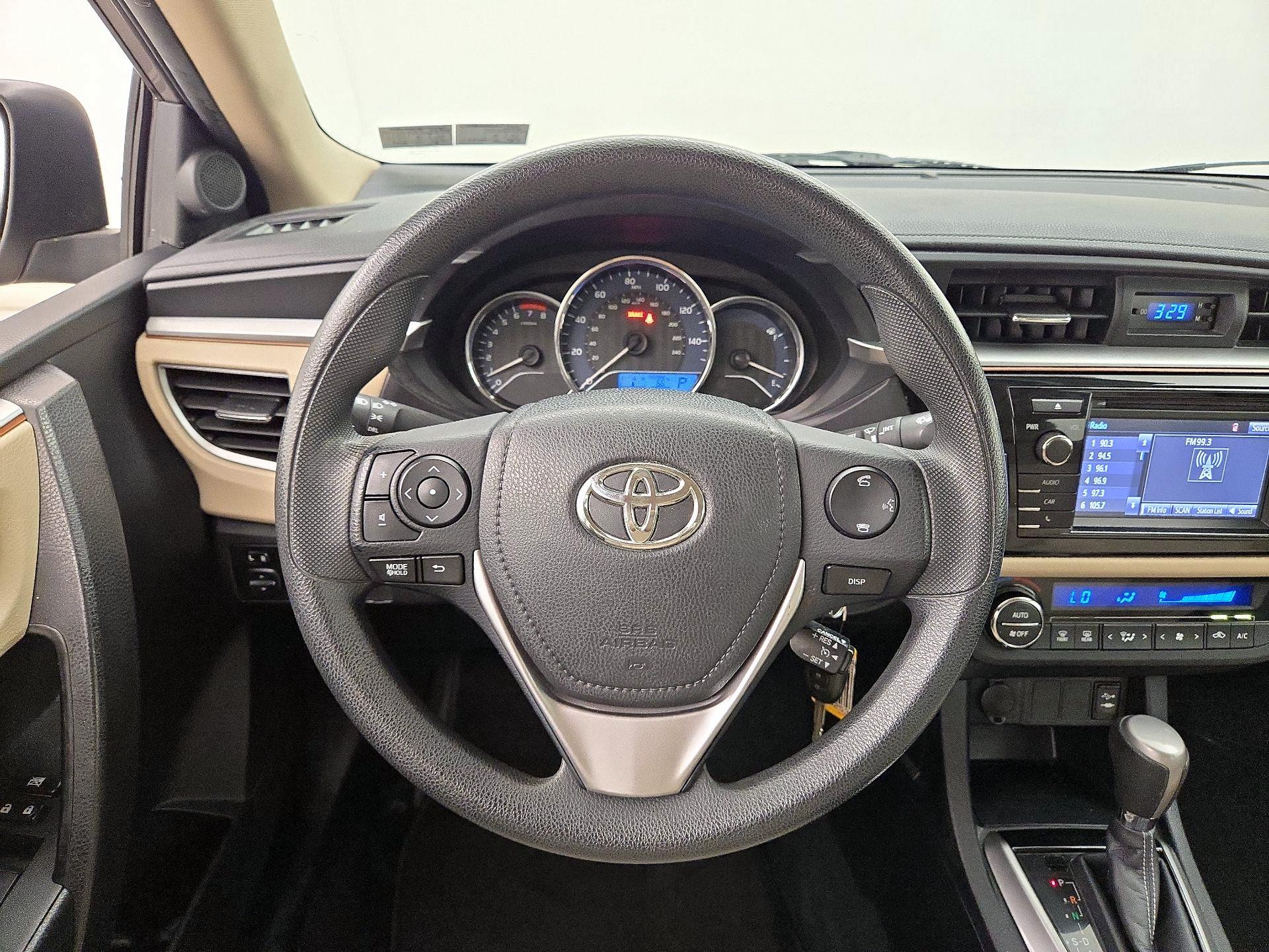 Thumbnail: 2014 Toyota Corolla - 10