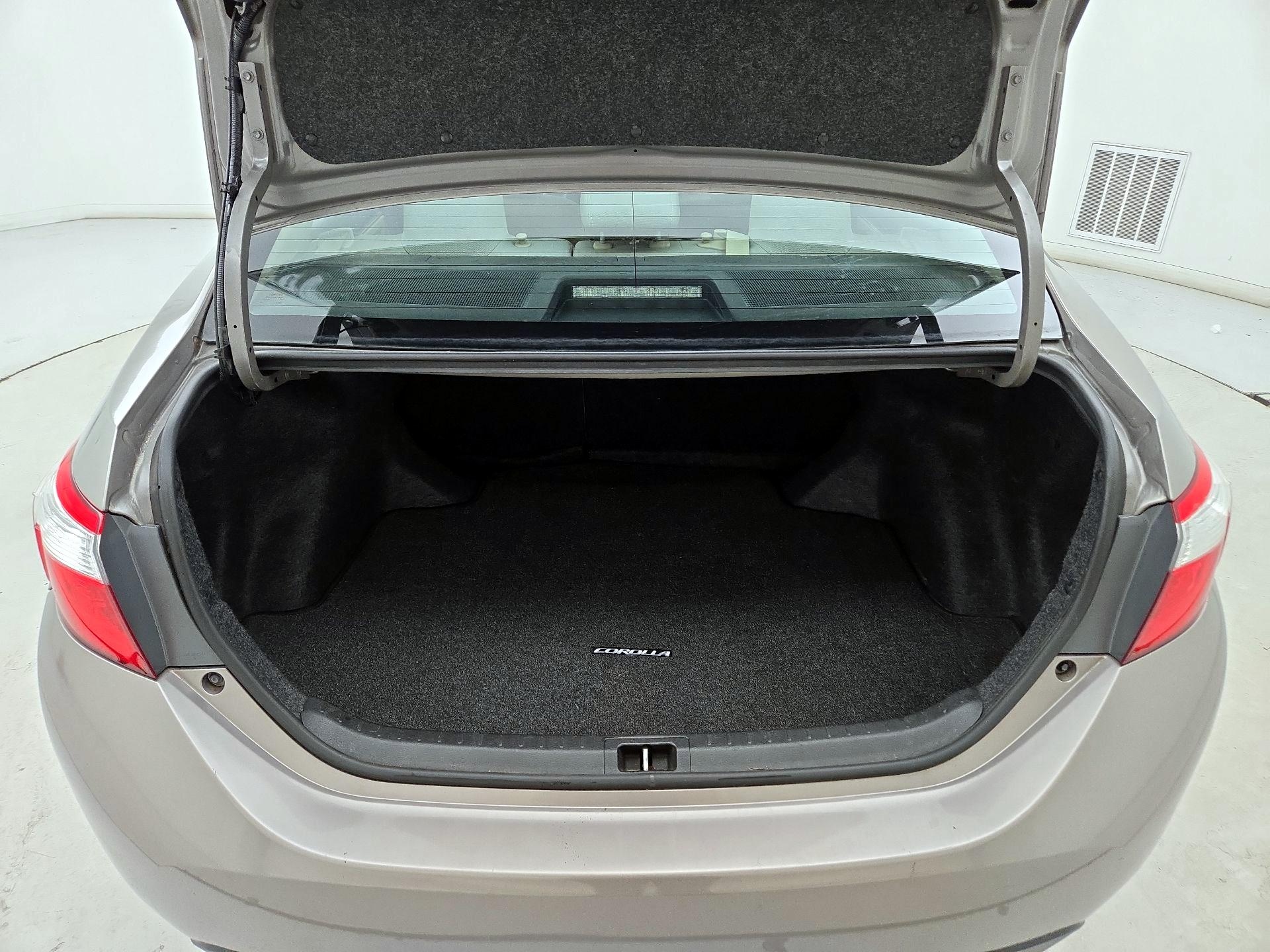 Thumbnail: 2014 Toyota Corolla - 20