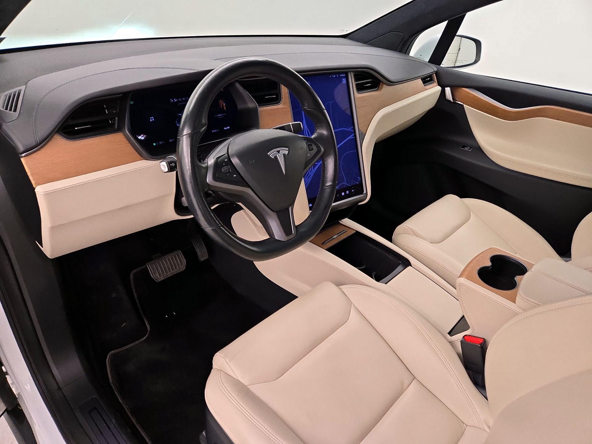 Thumbnail: 2020 Tesla Model X - 11