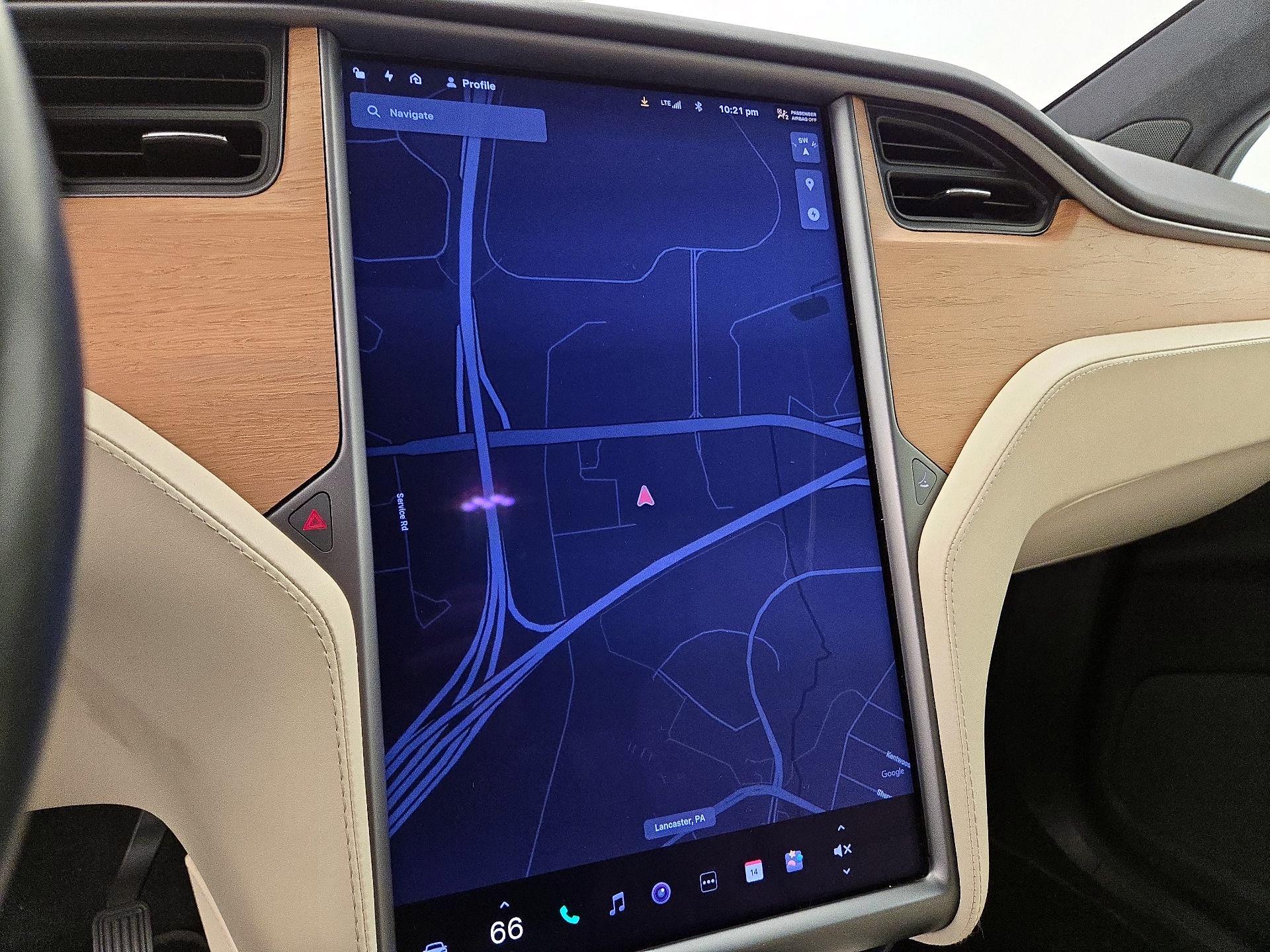 Thumbnail: 2020 Tesla Model X - 13