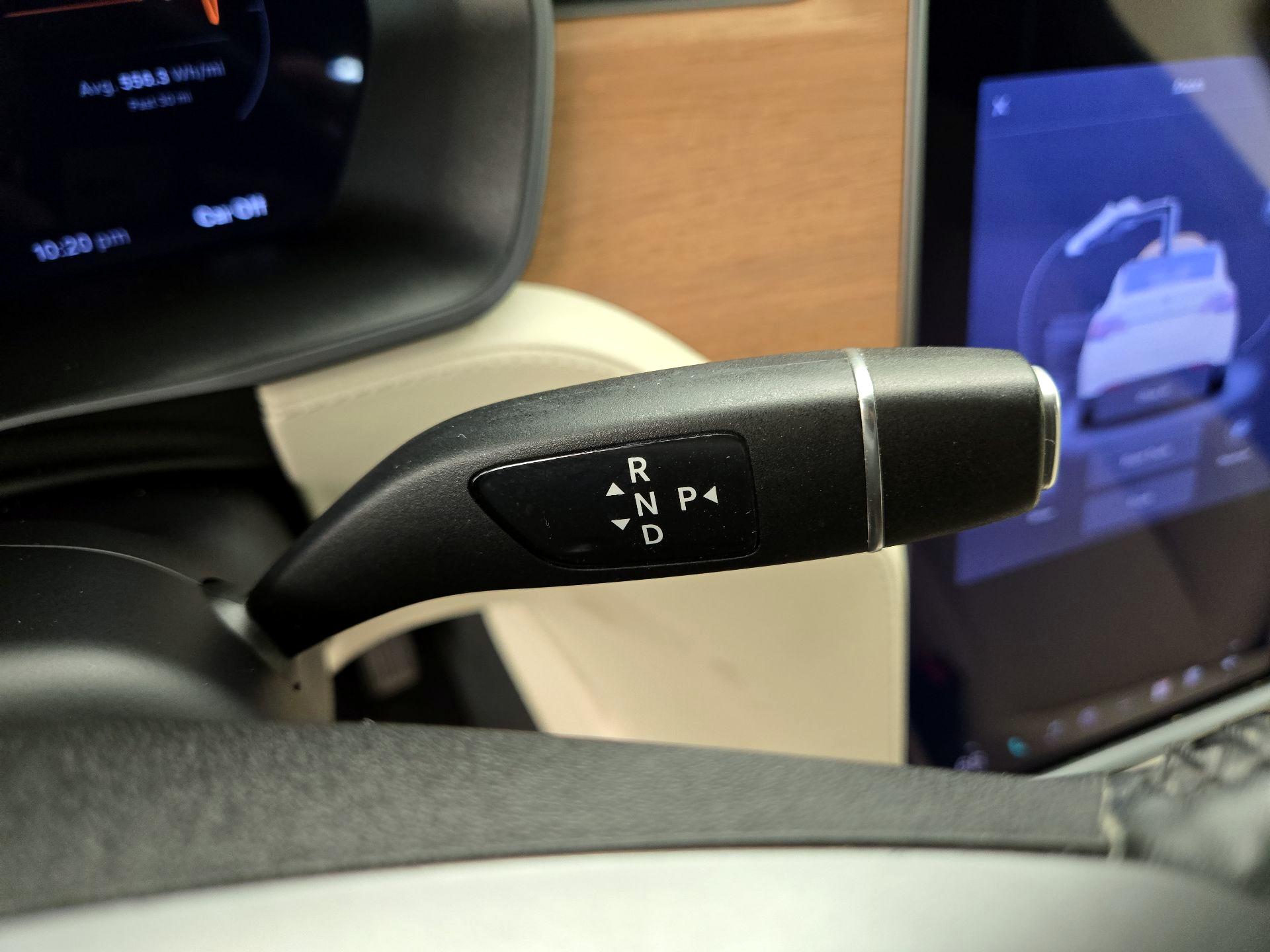 Thumbnail: 2020 Tesla Model X - 17