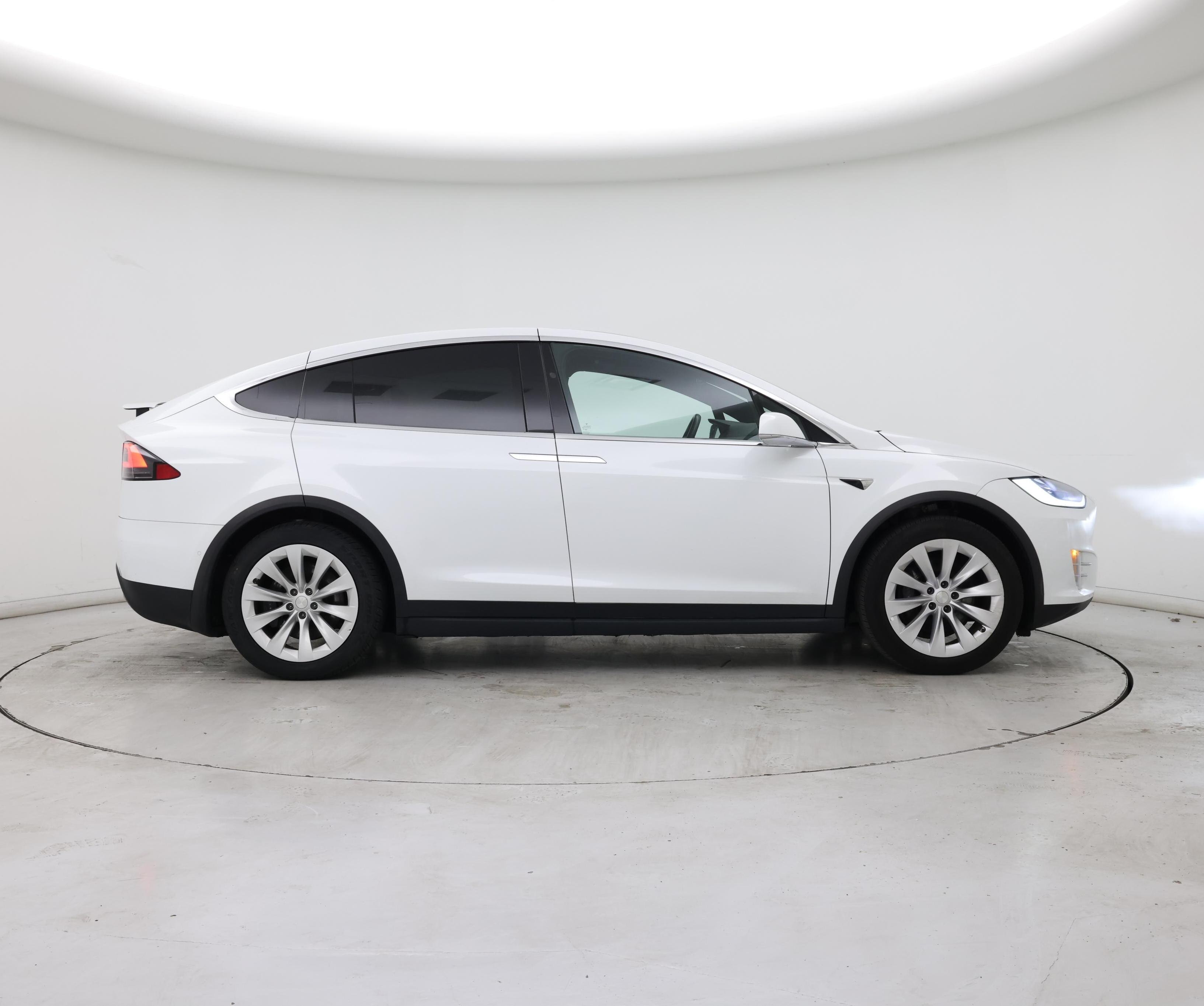 Thumbnail: 2020 Tesla Model X - 7
