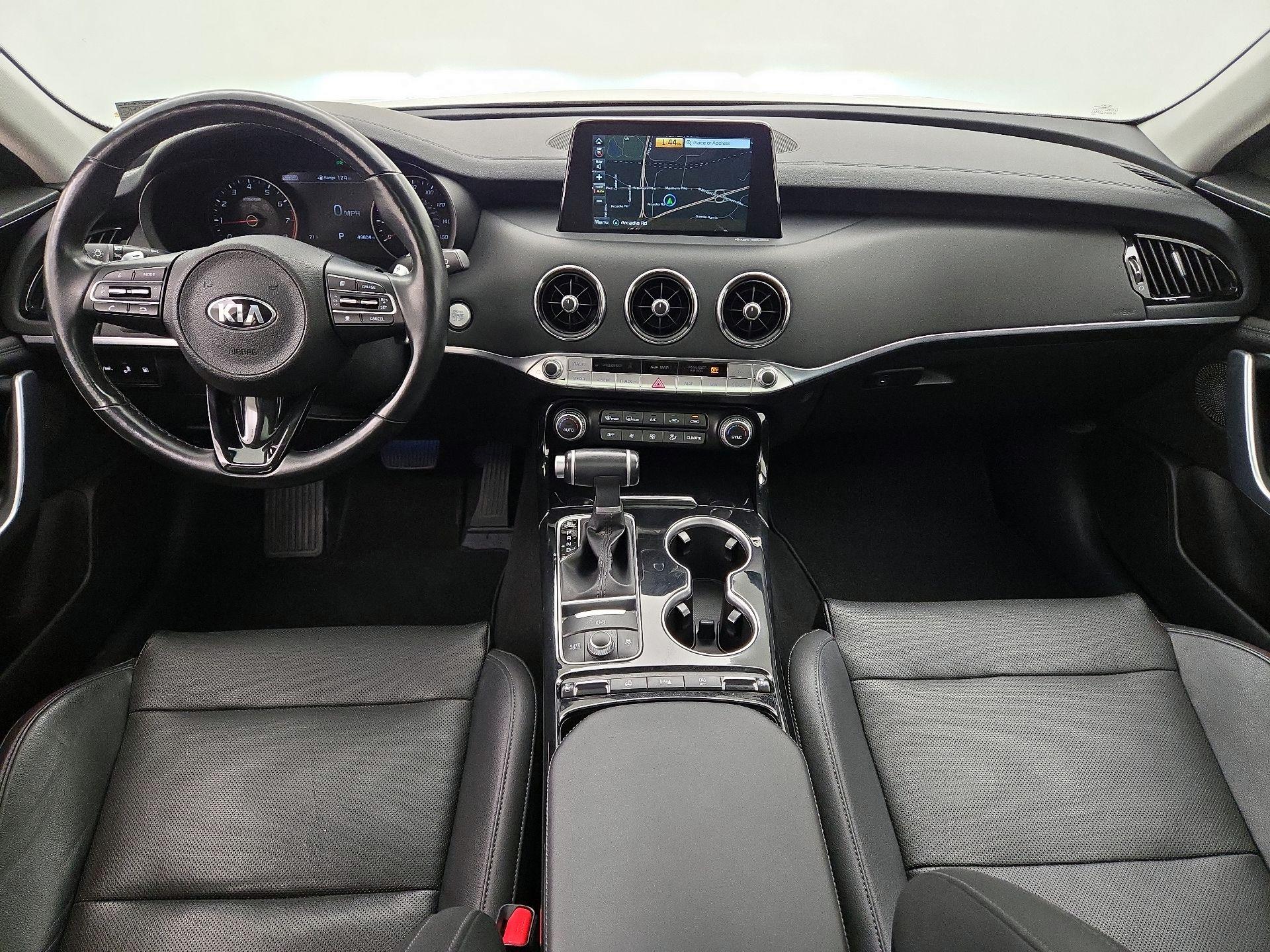 Thumbnail: 2019 Kia Stinger - 9