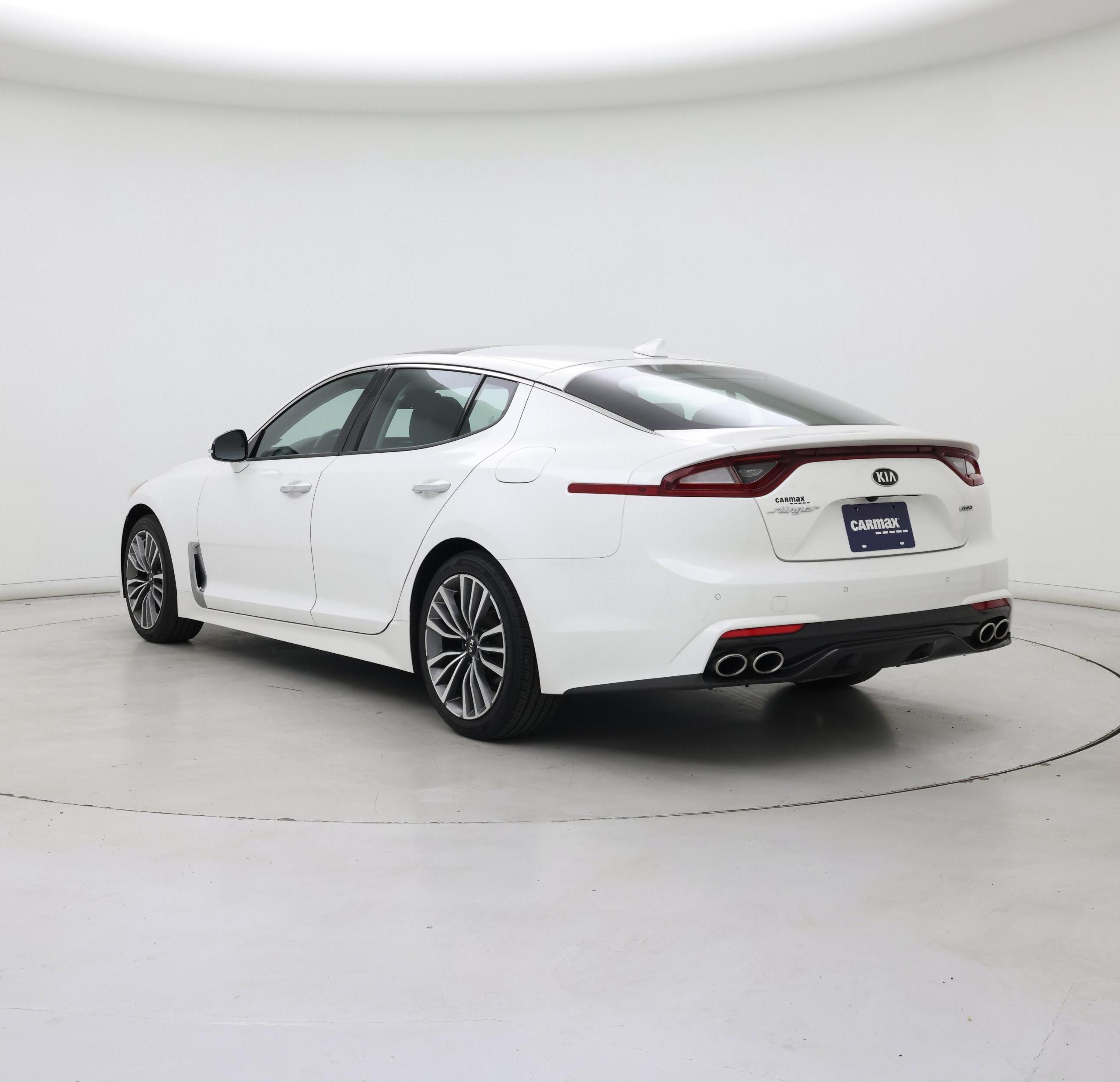 Thumbnail: 2019 Kia Stinger - 2