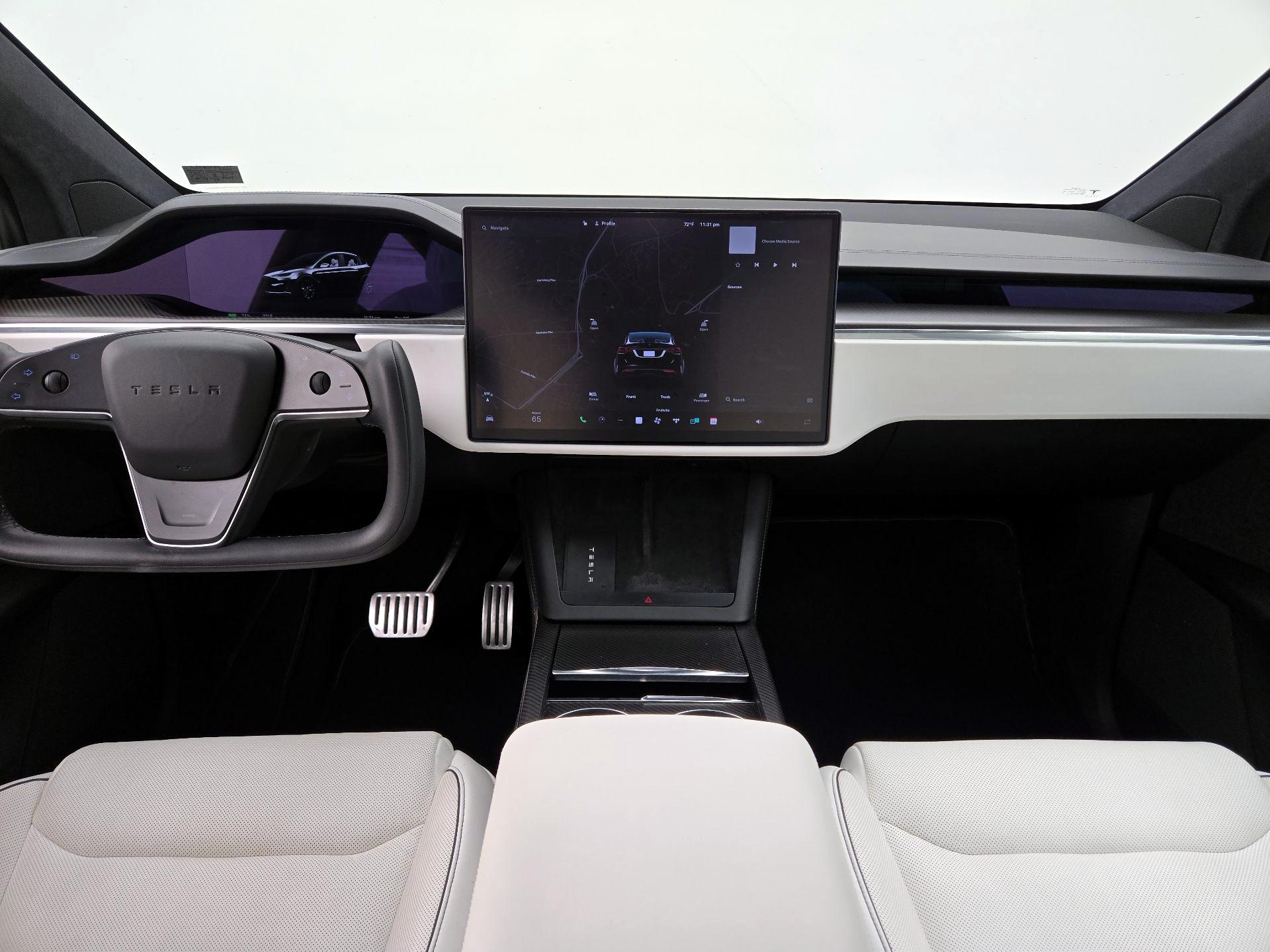 Thumbnail: 2023 Tesla Model X - 9