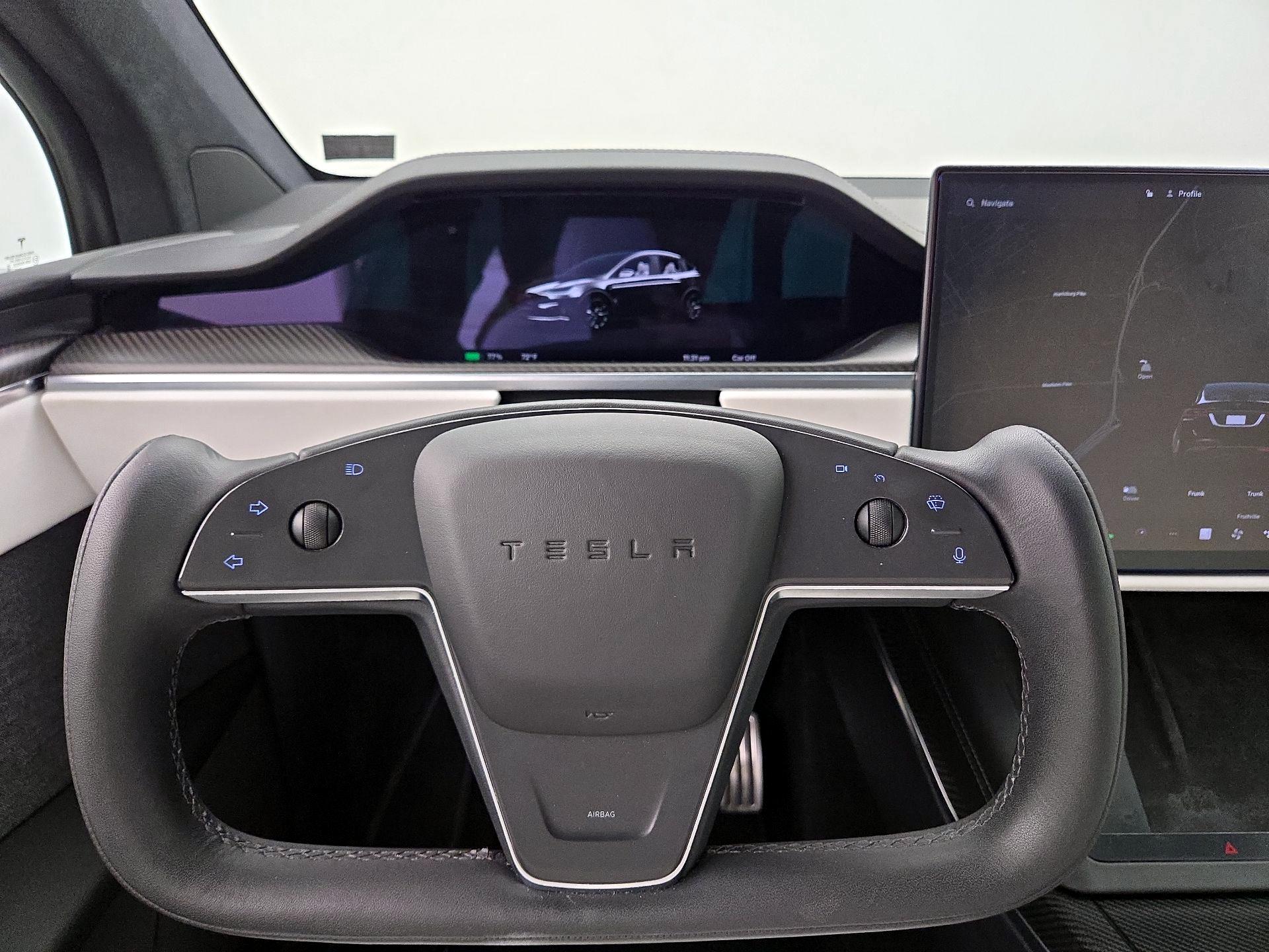 Thumbnail: 2023 Tesla Model X - 10