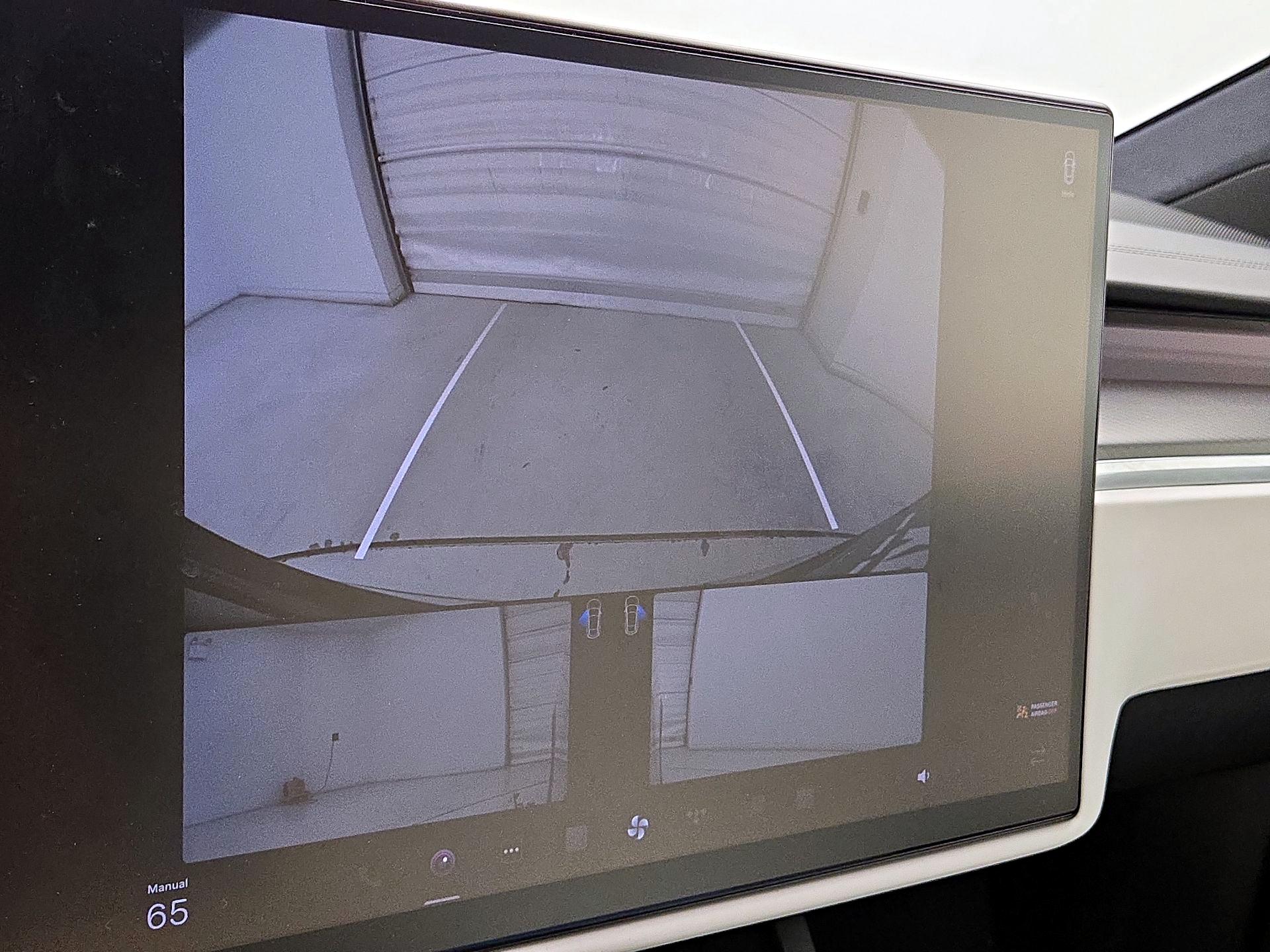 Thumbnail: 2023 Tesla Model X - 14