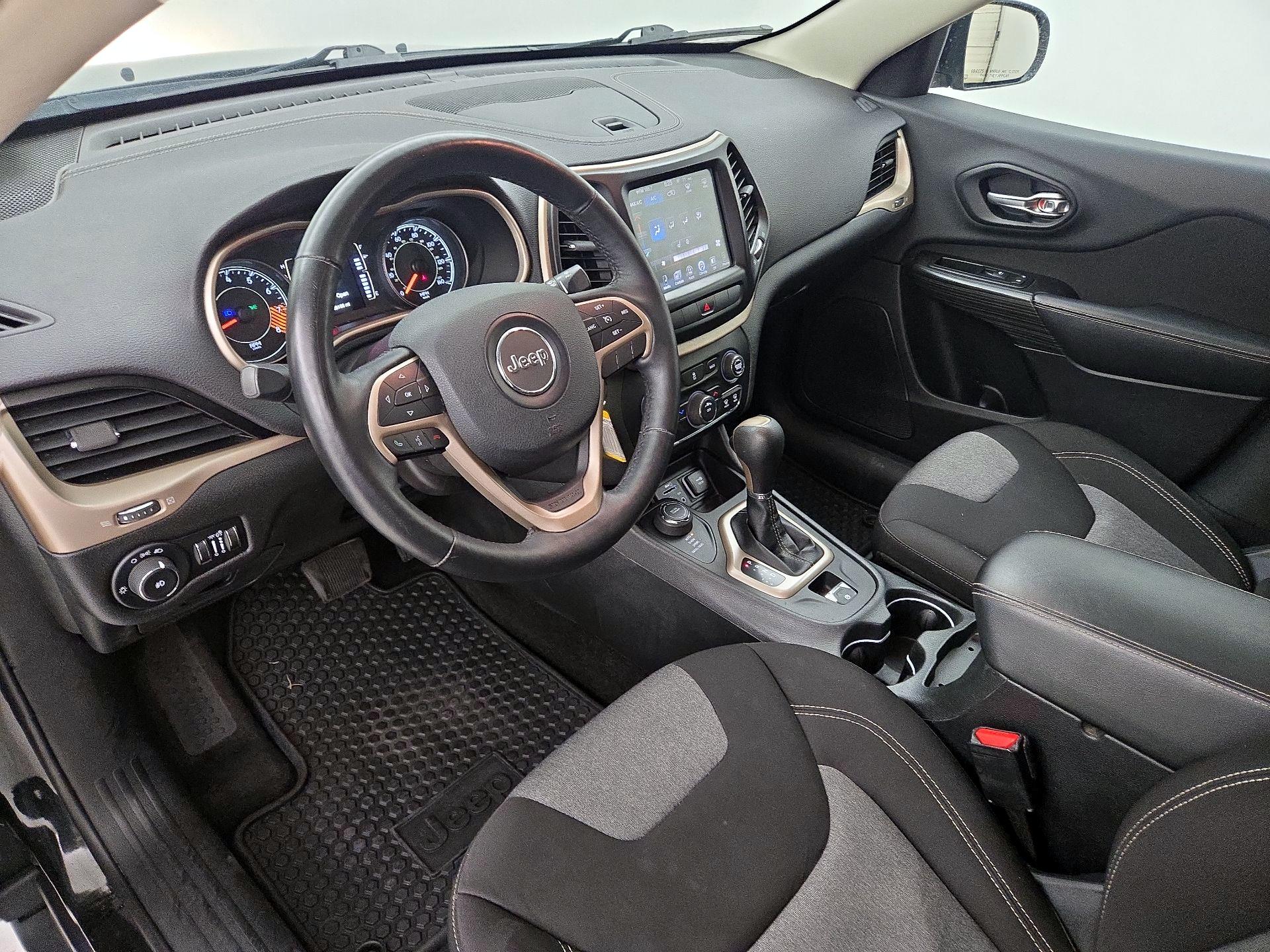 Thumbnail: 2014 Jeep Cherokee - 11