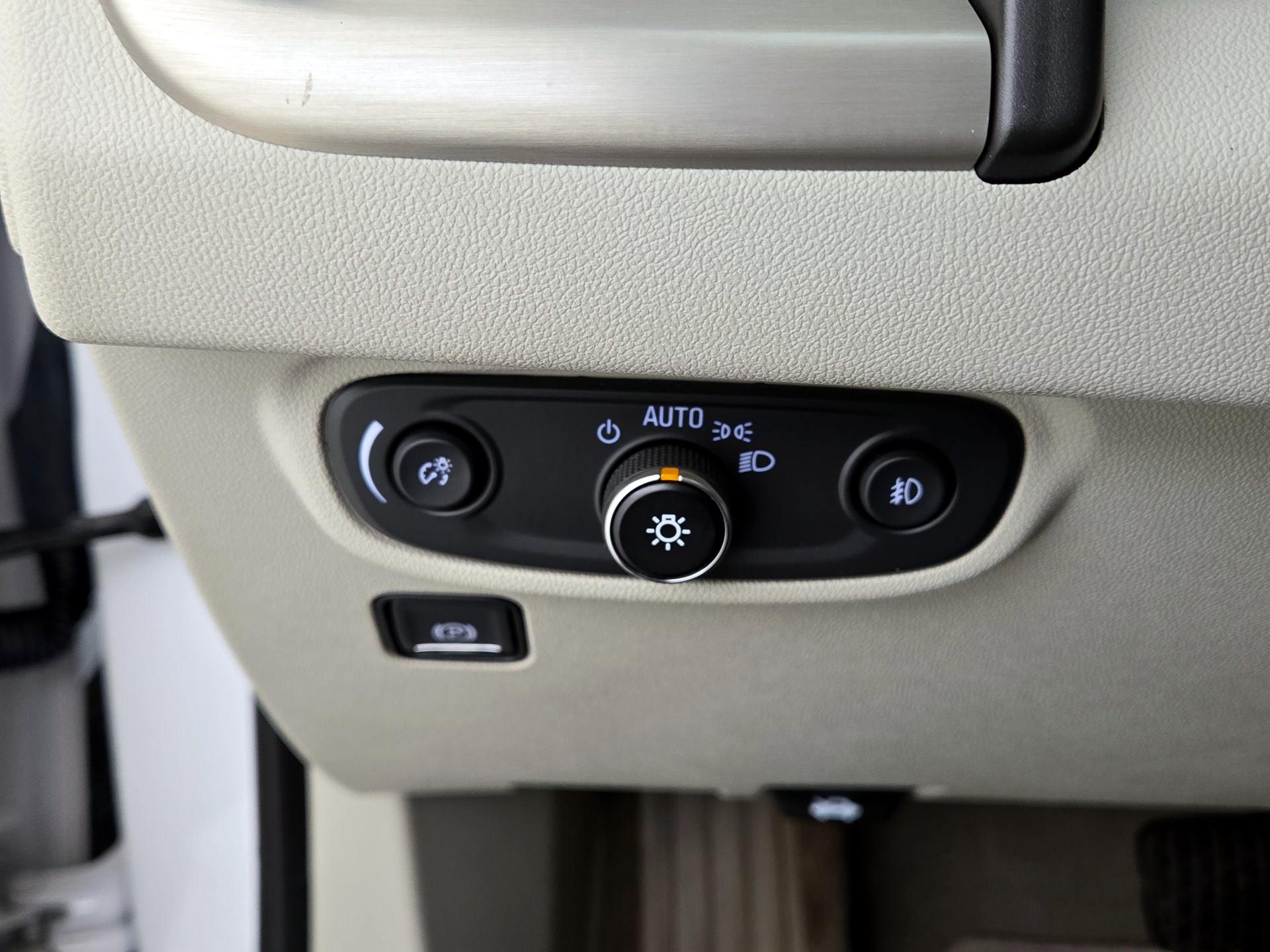 Thumbnail: 2020 GMC Terrain - 13