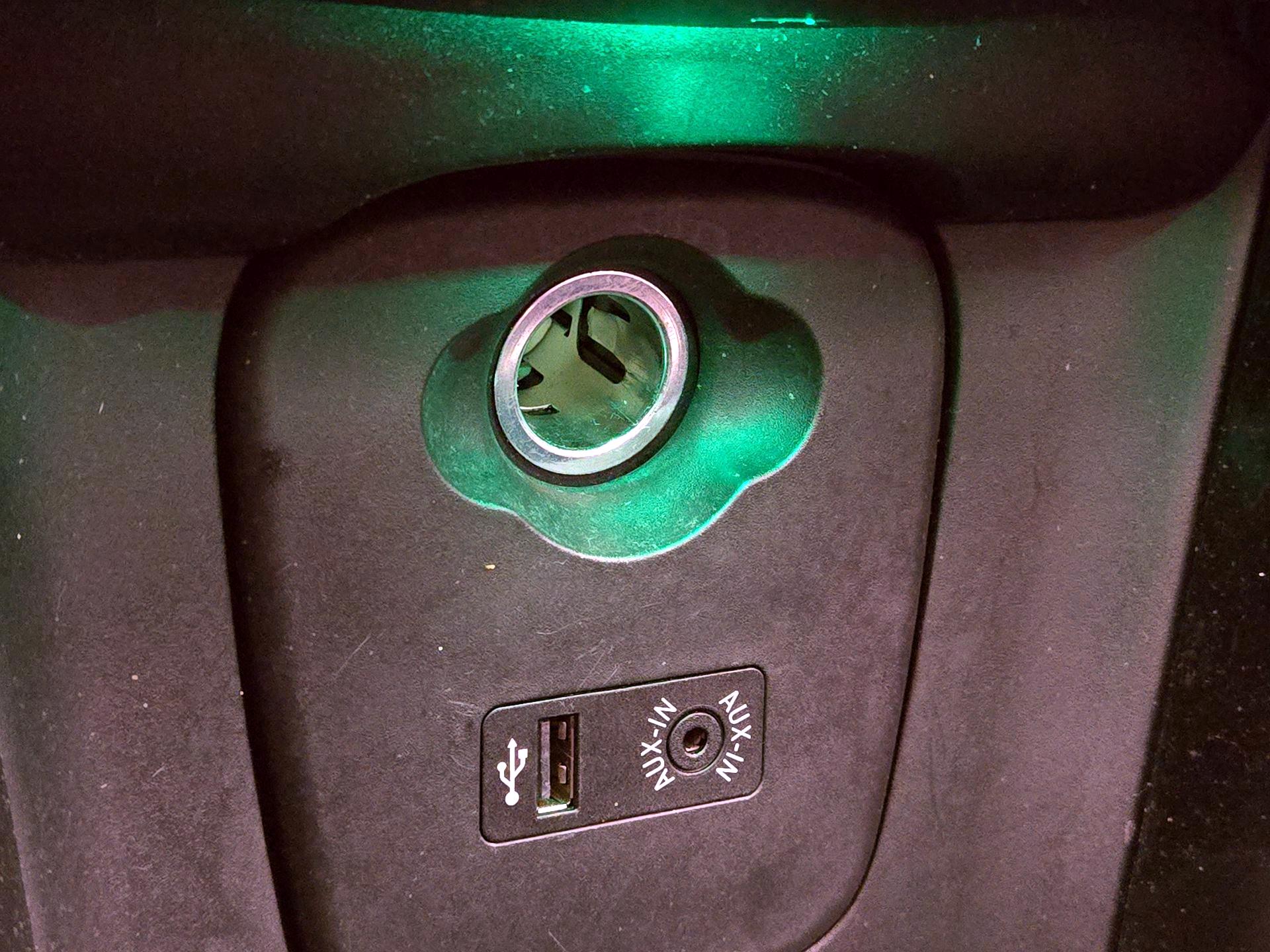 Thumbnail: 2016 MINI Cooper Hardtop - 18