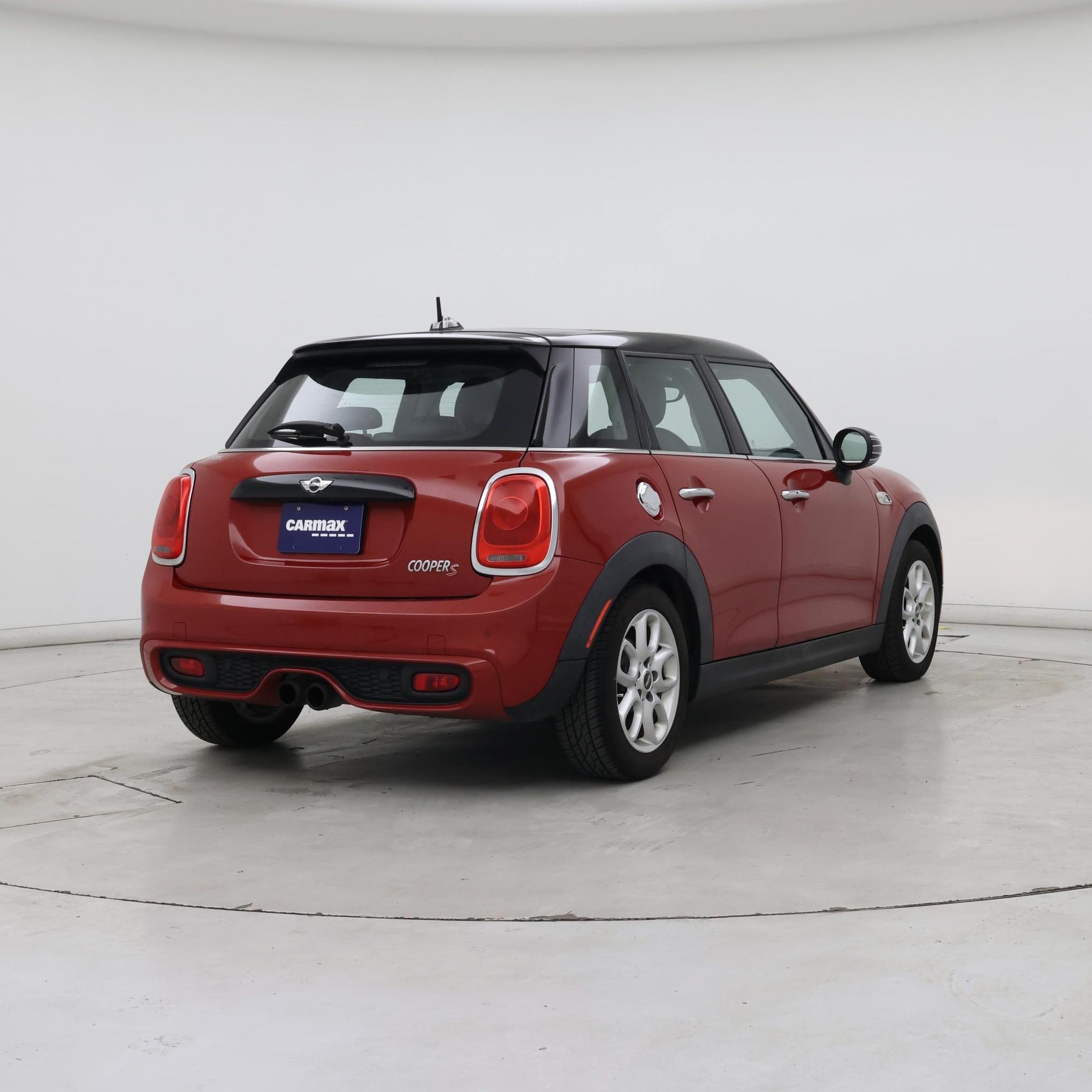 Thumbnail: 2016 MINI Cooper Hardtop - 8