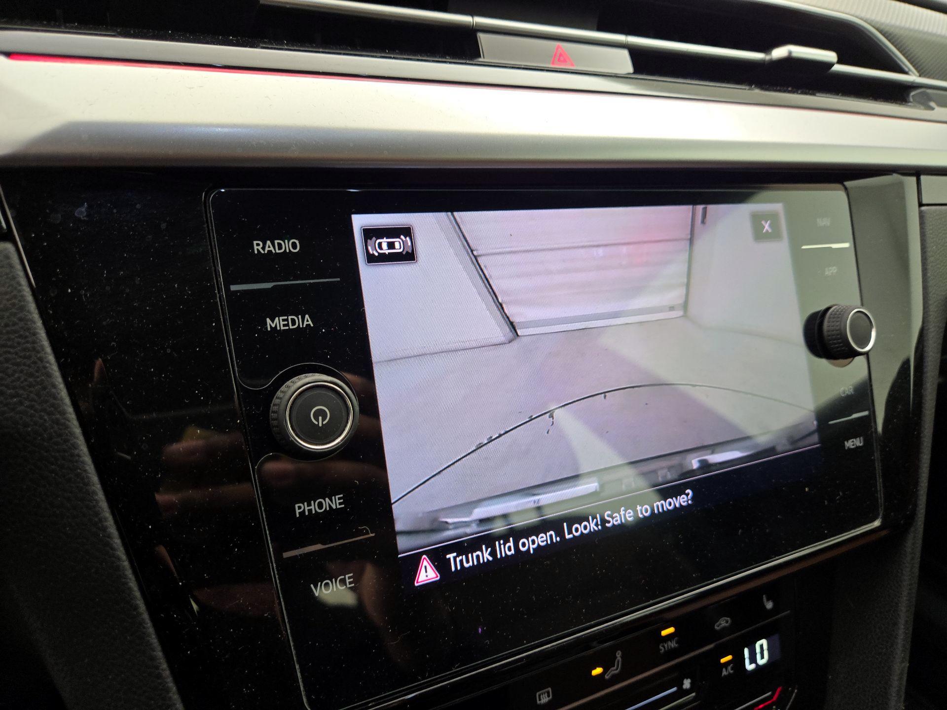 Thumbnail: 2021 Volkswagen Arteon - 14