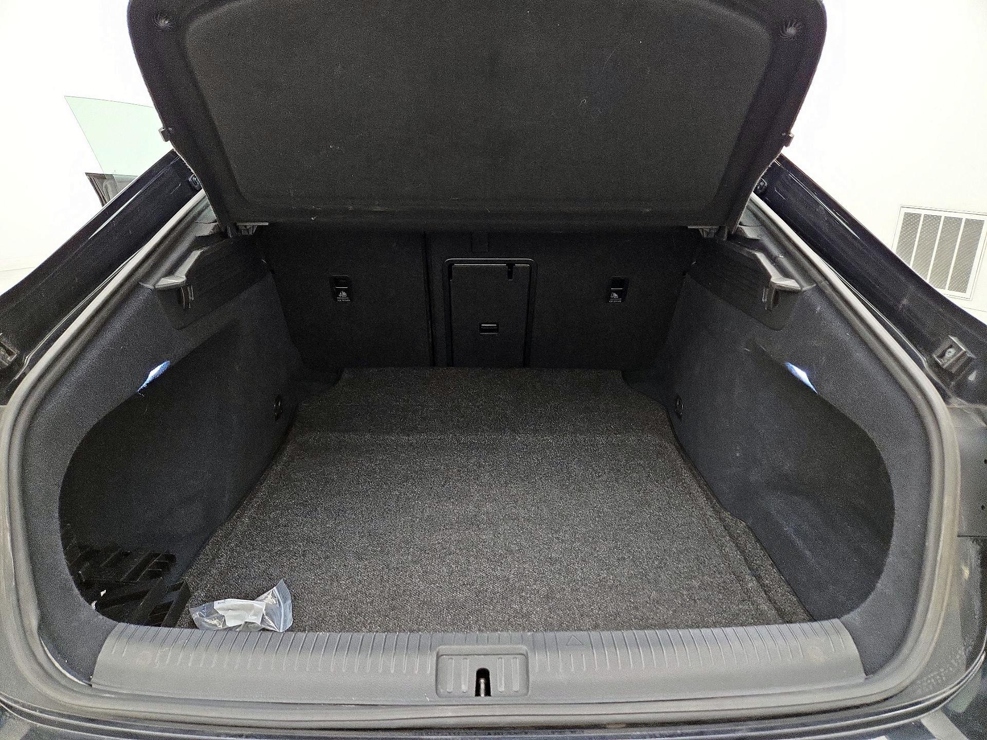 Thumbnail: 2021 Volkswagen Arteon - 19