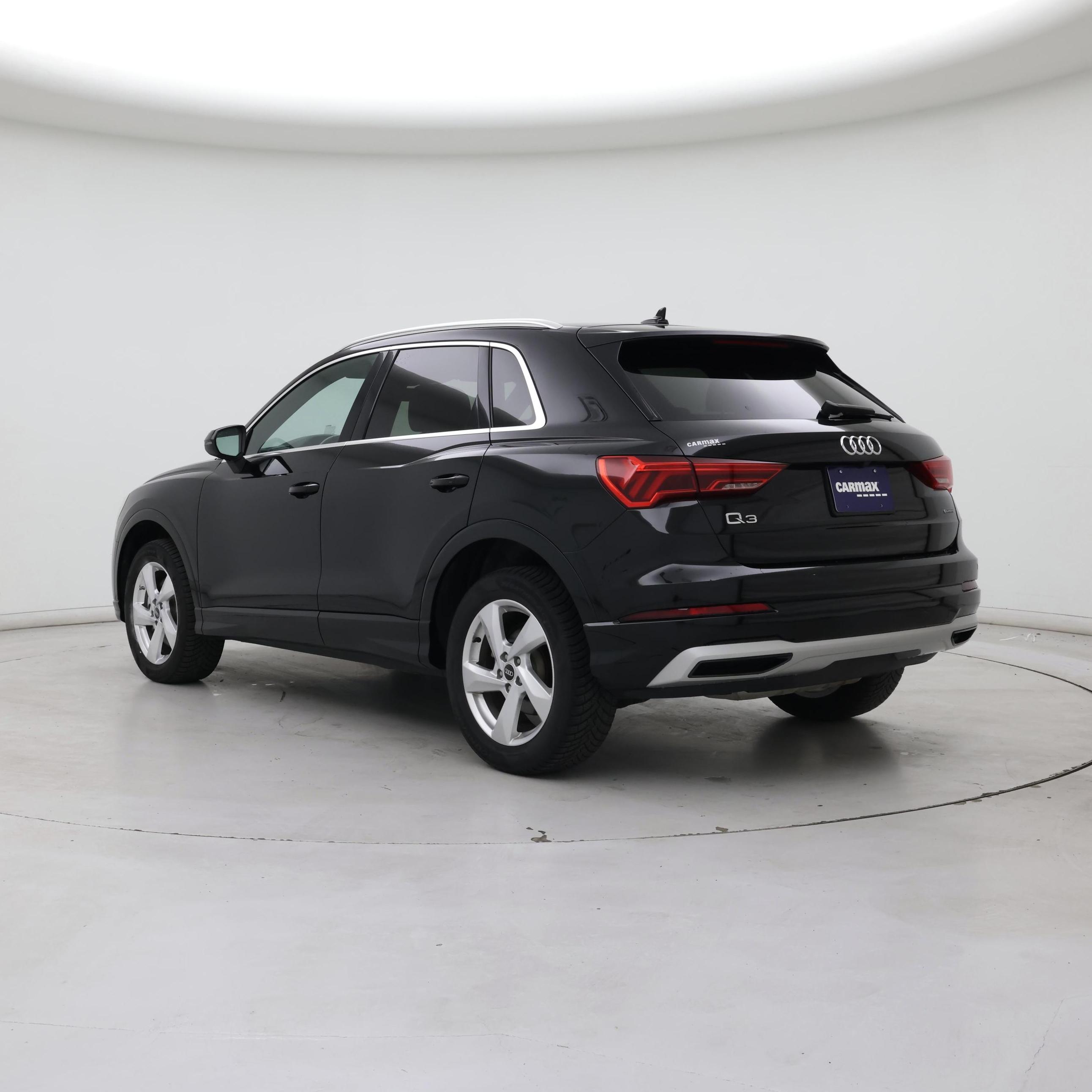 Thumbnail: 2021 Audi Q3 - 2