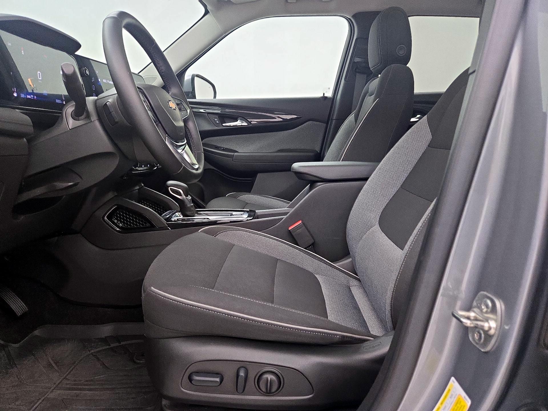 Thumbnail: 2024 Chevrolet TrailBlazer - 11