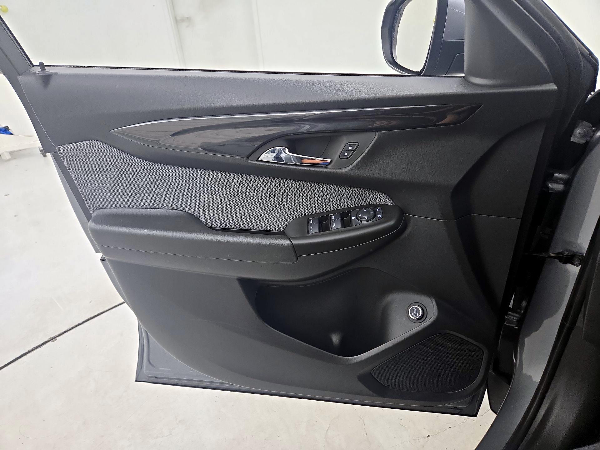 Thumbnail: 2024 Chevrolet TrailBlazer - 12