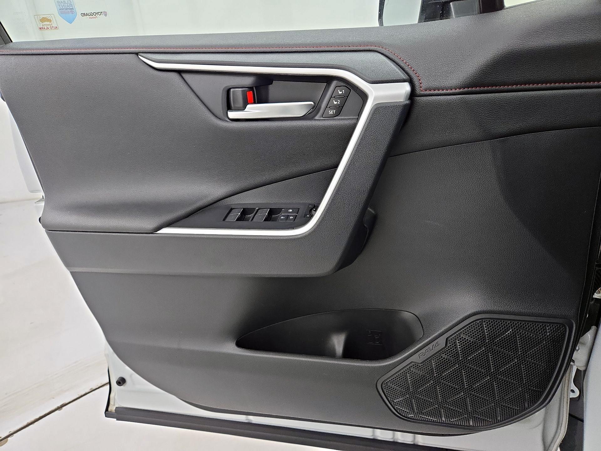 Thumbnail: 2024 Toyota RAV4 - 12