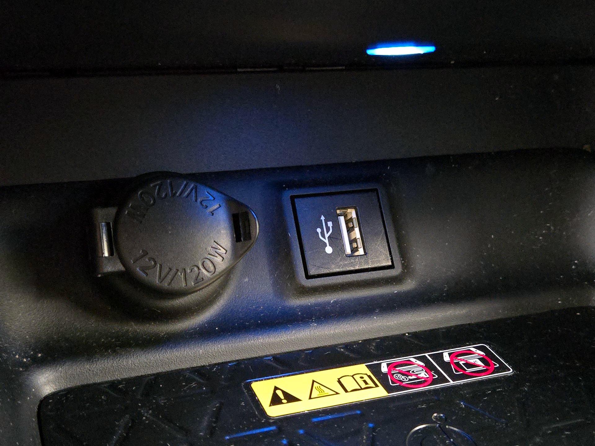 Thumbnail: 2024 Toyota RAV4 - 18