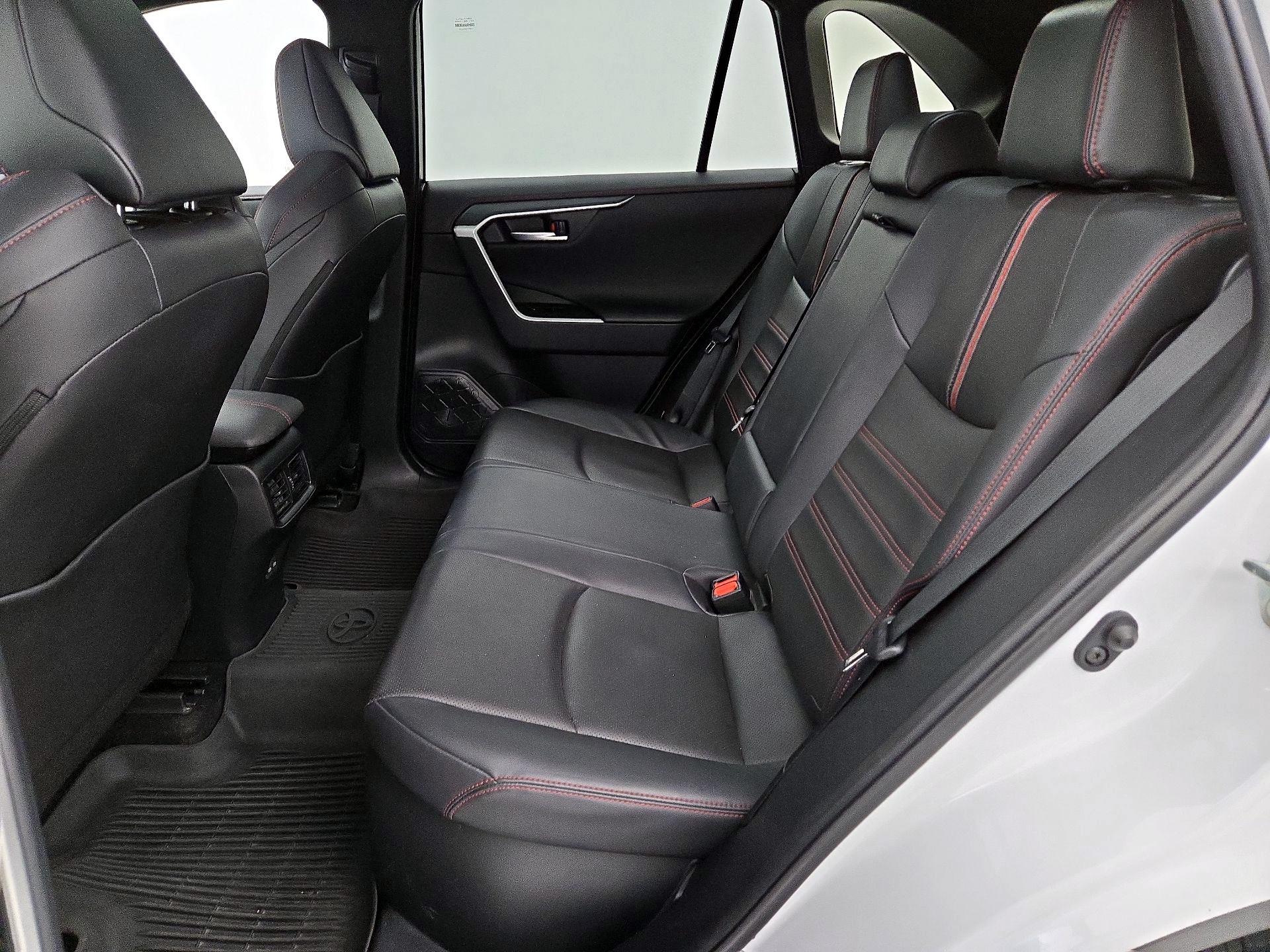 Thumbnail: 2024 Toyota RAV4 - 20