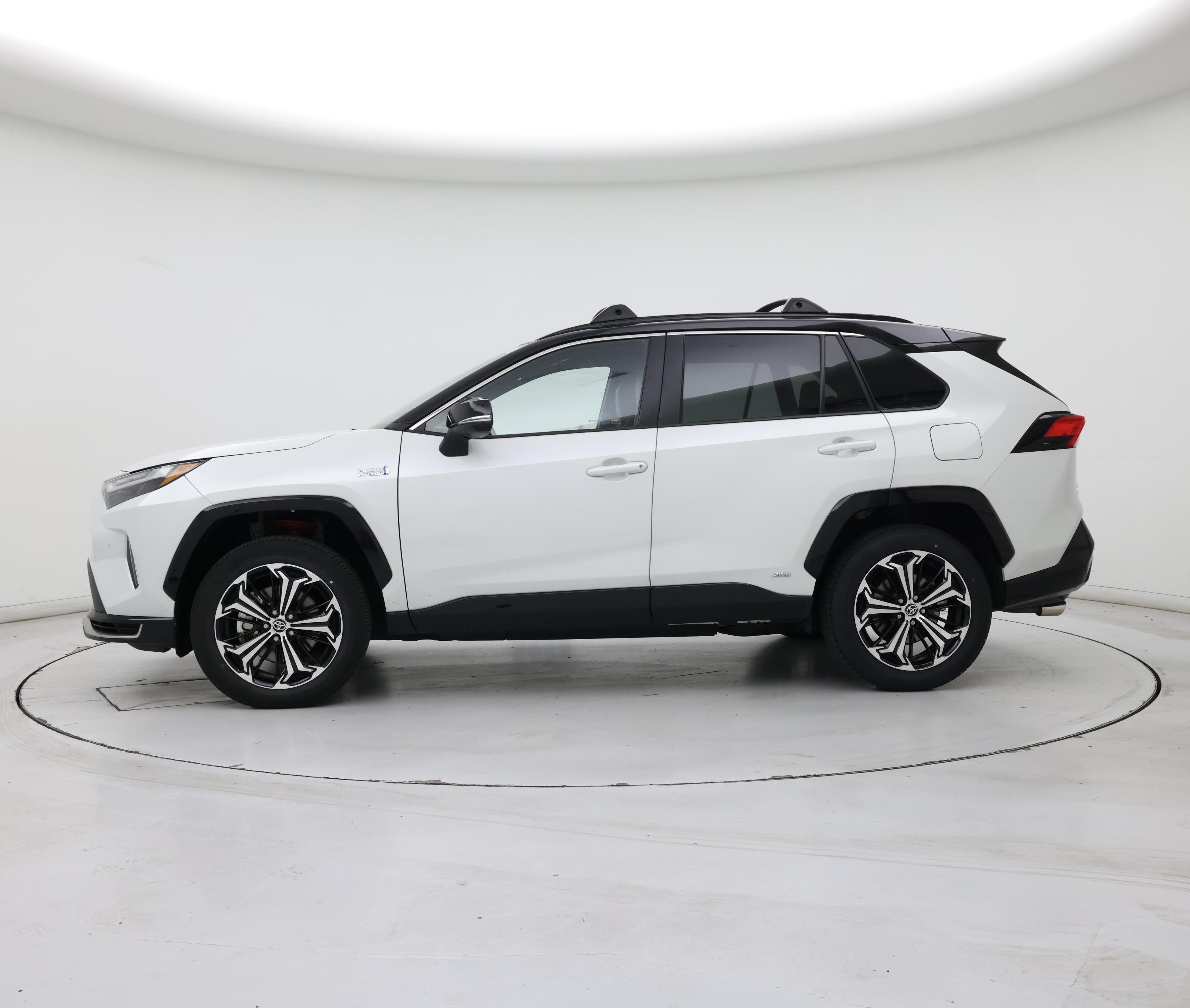 Thumbnail: 2024 Toyota RAV4 - 3