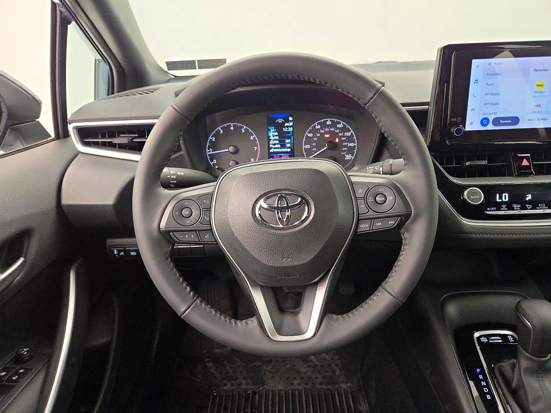 Thumbnail: 2024 Toyota Corolla - 10