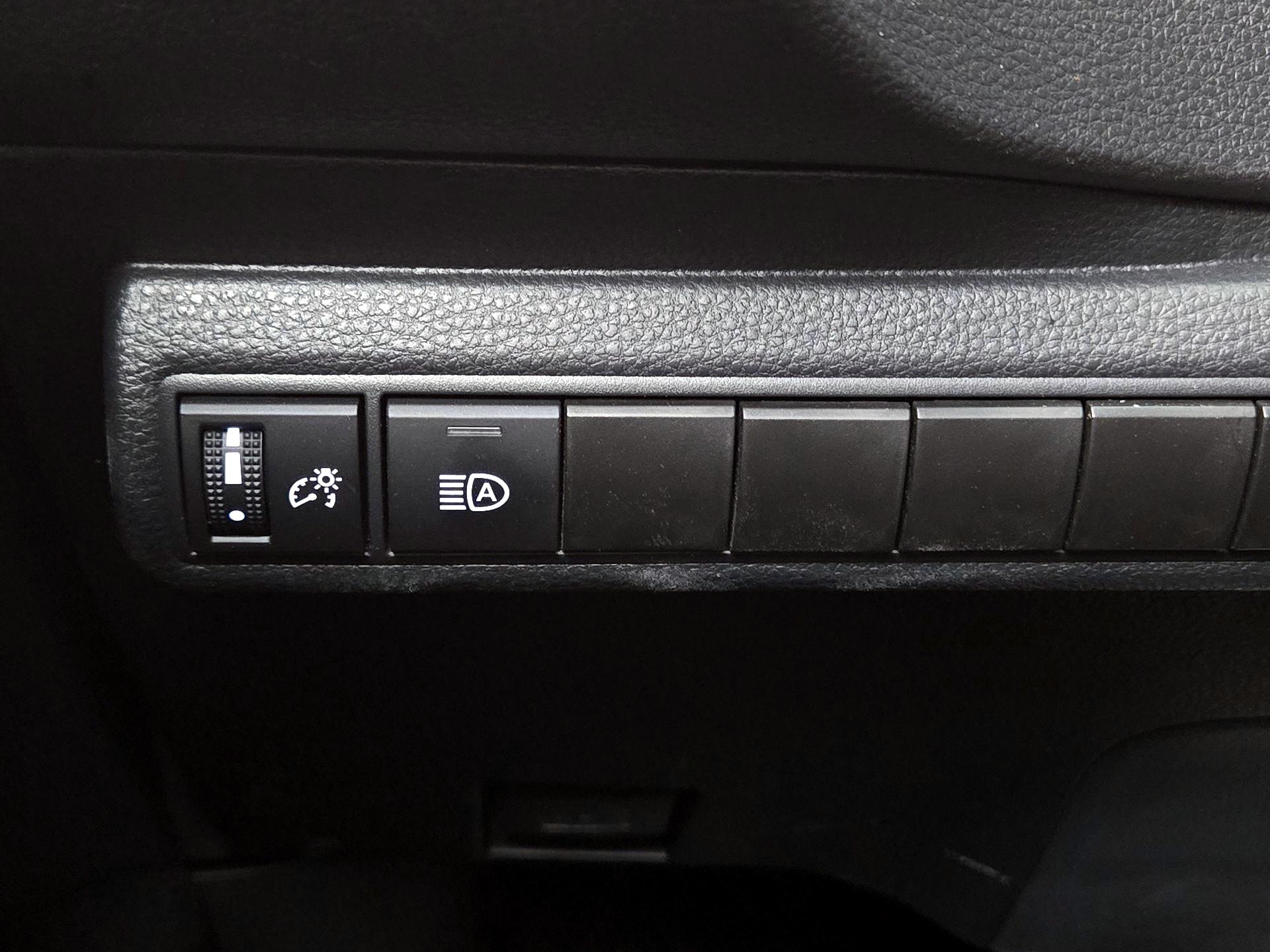 Thumbnail: 2024 Toyota Corolla - 13