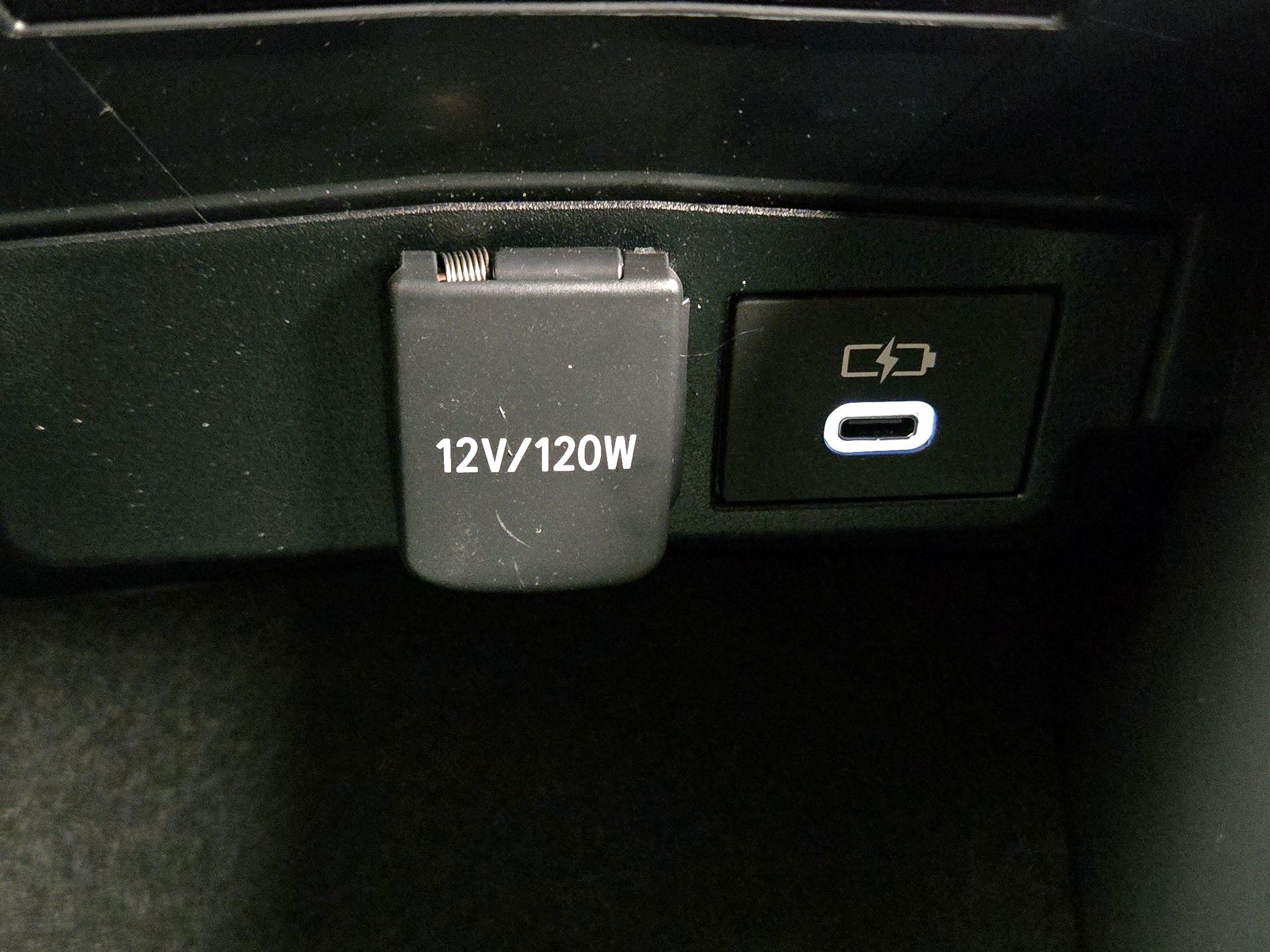 Thumbnail: 2024 Toyota Corolla - 18