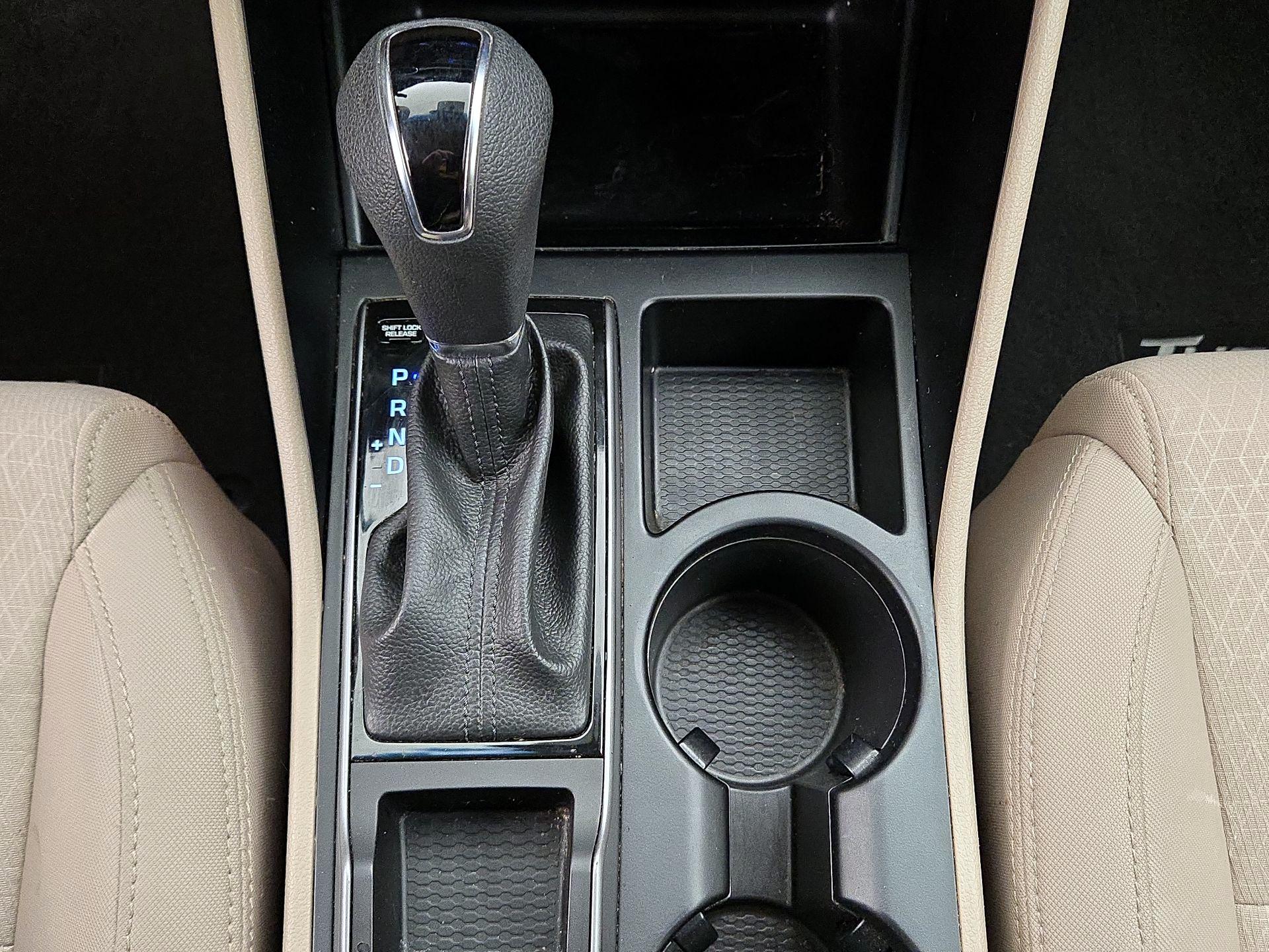 Thumbnail: 2018 Hyundai Tucson - 16