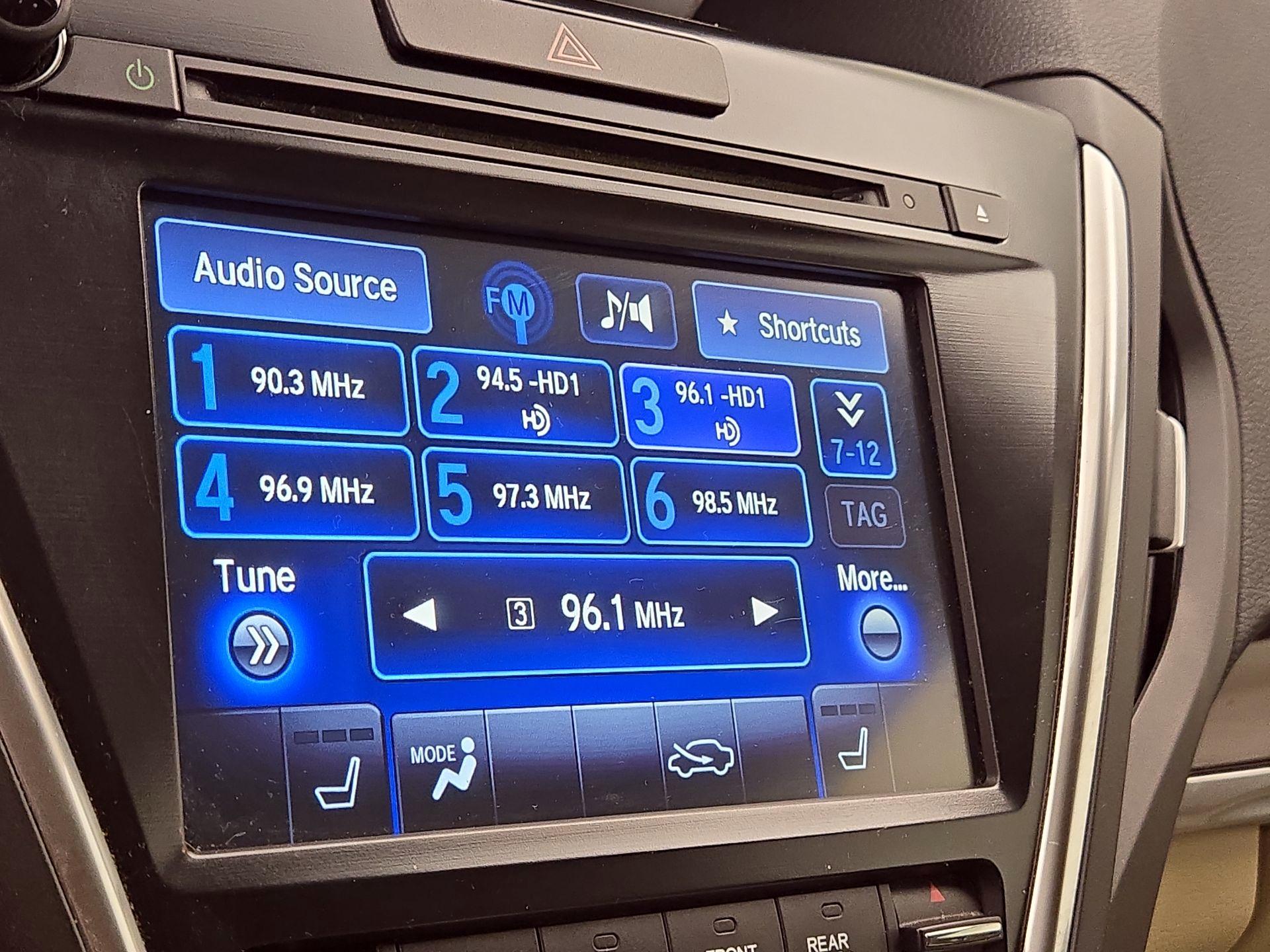 Thumbnail: 2015 Acura MDX - 15