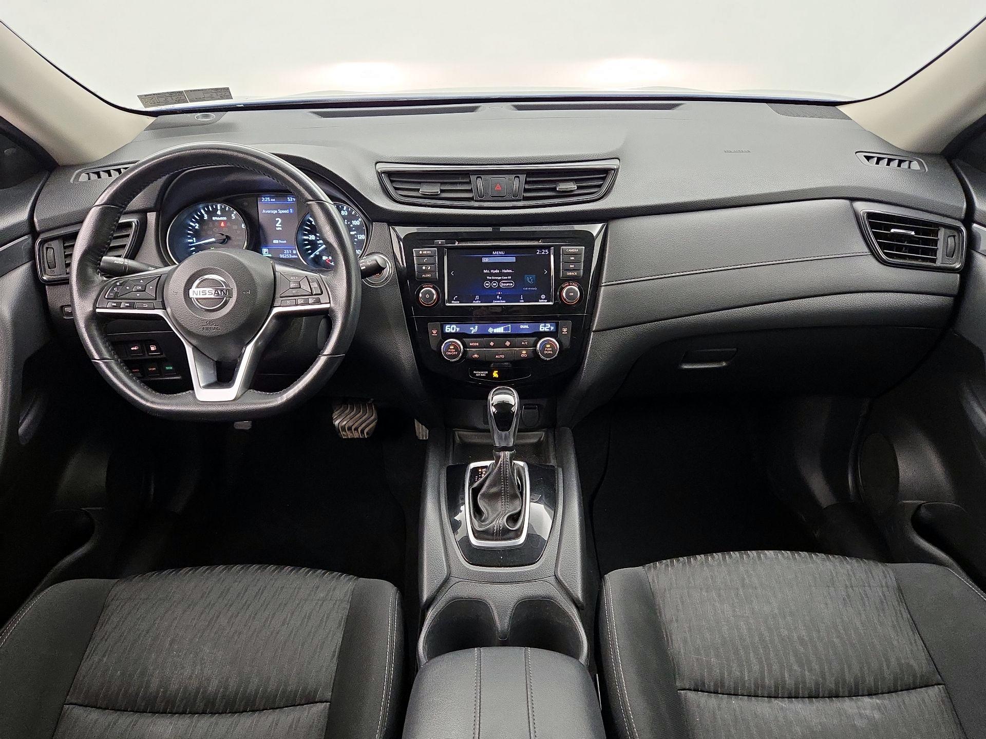 Thumbnail: 2018 Nissan Rogue - 9