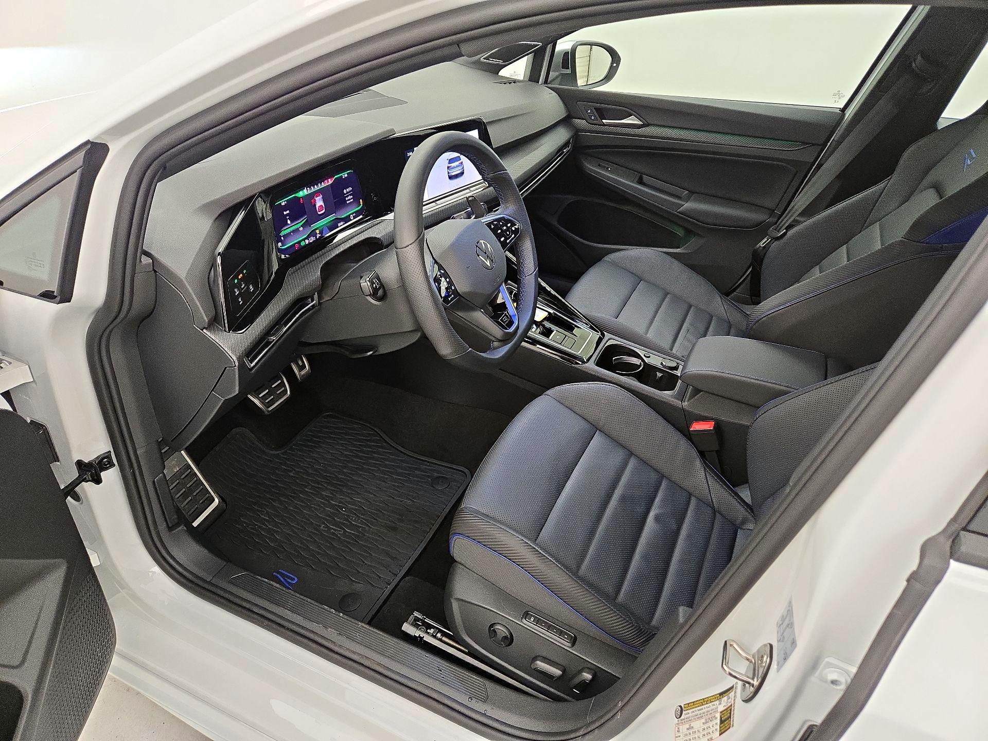 Thumbnail: 2024 Volkswagen Golf - 11