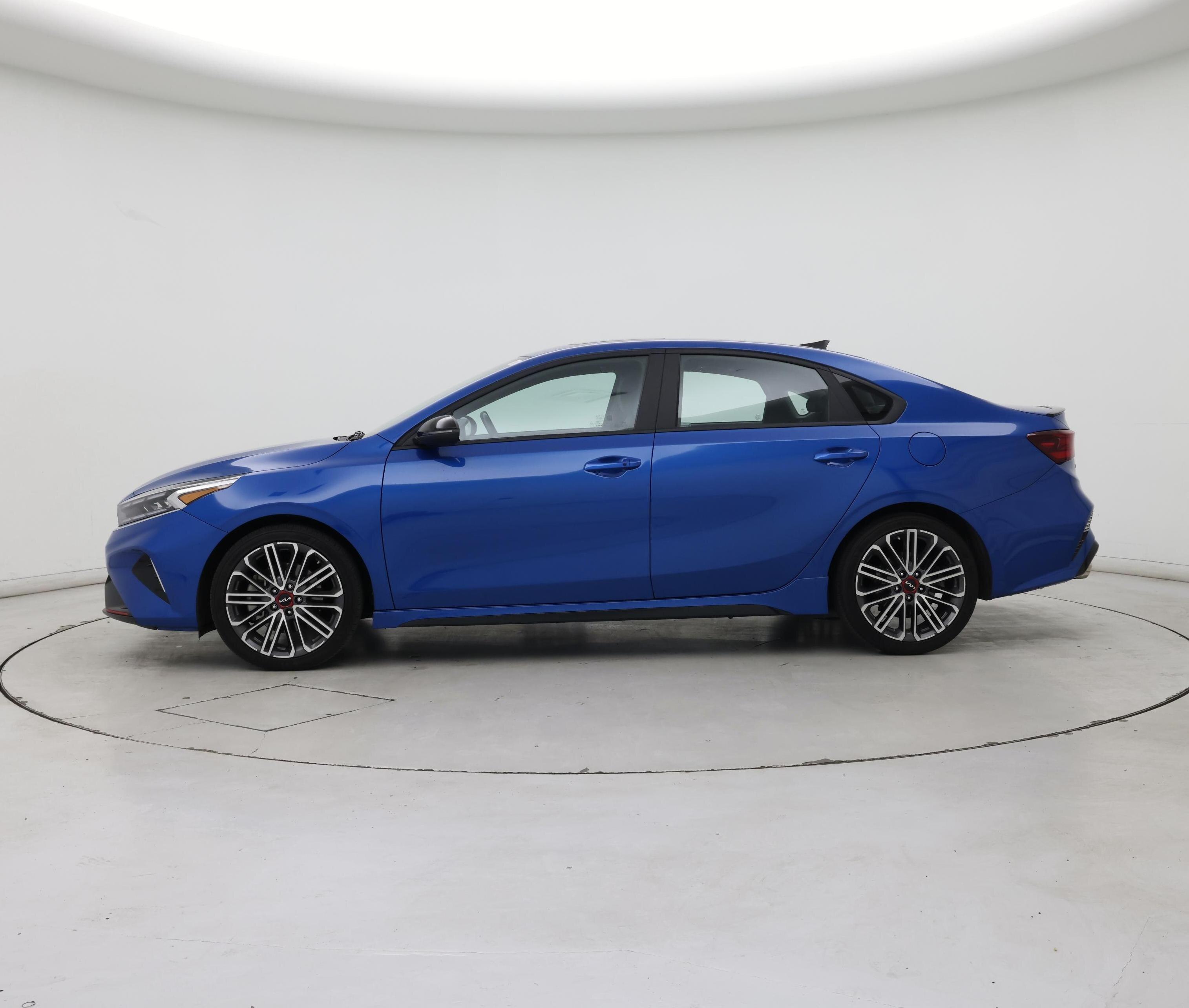 Thumbnail: 2023 Kia Forte - 3