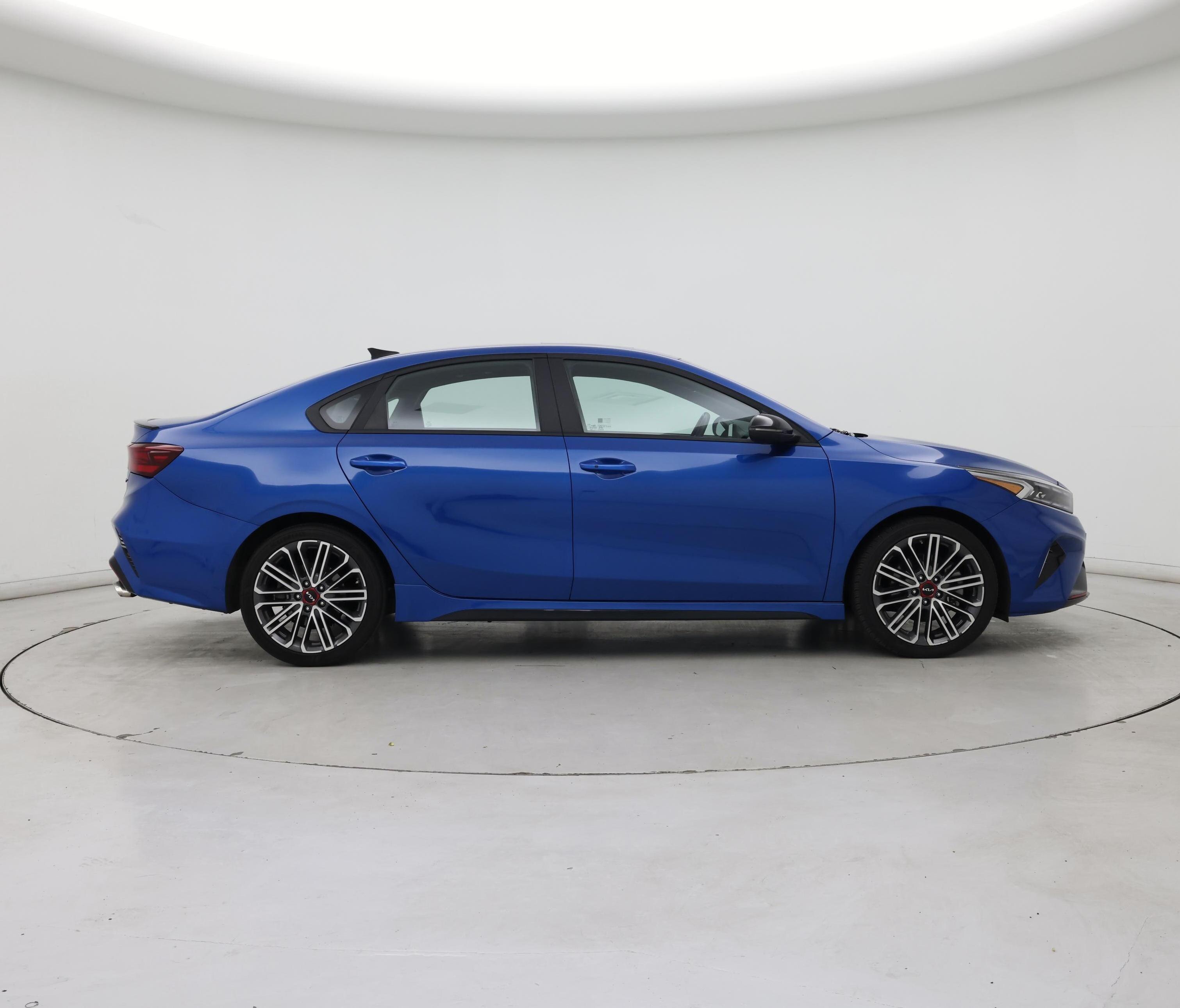 Thumbnail: 2023 Kia Forte - 7