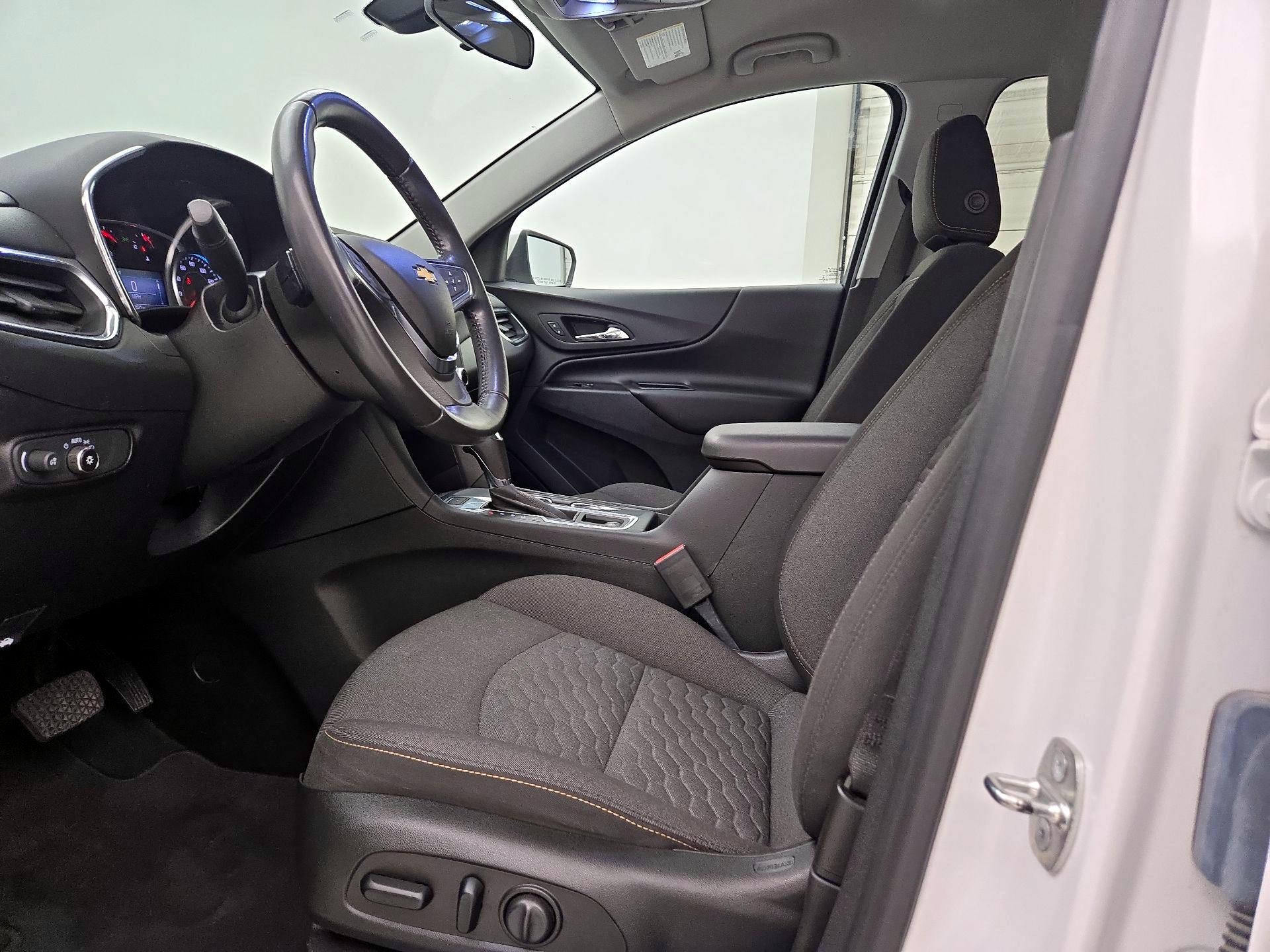 Thumbnail: 2019 Chevrolet Equinox - 11