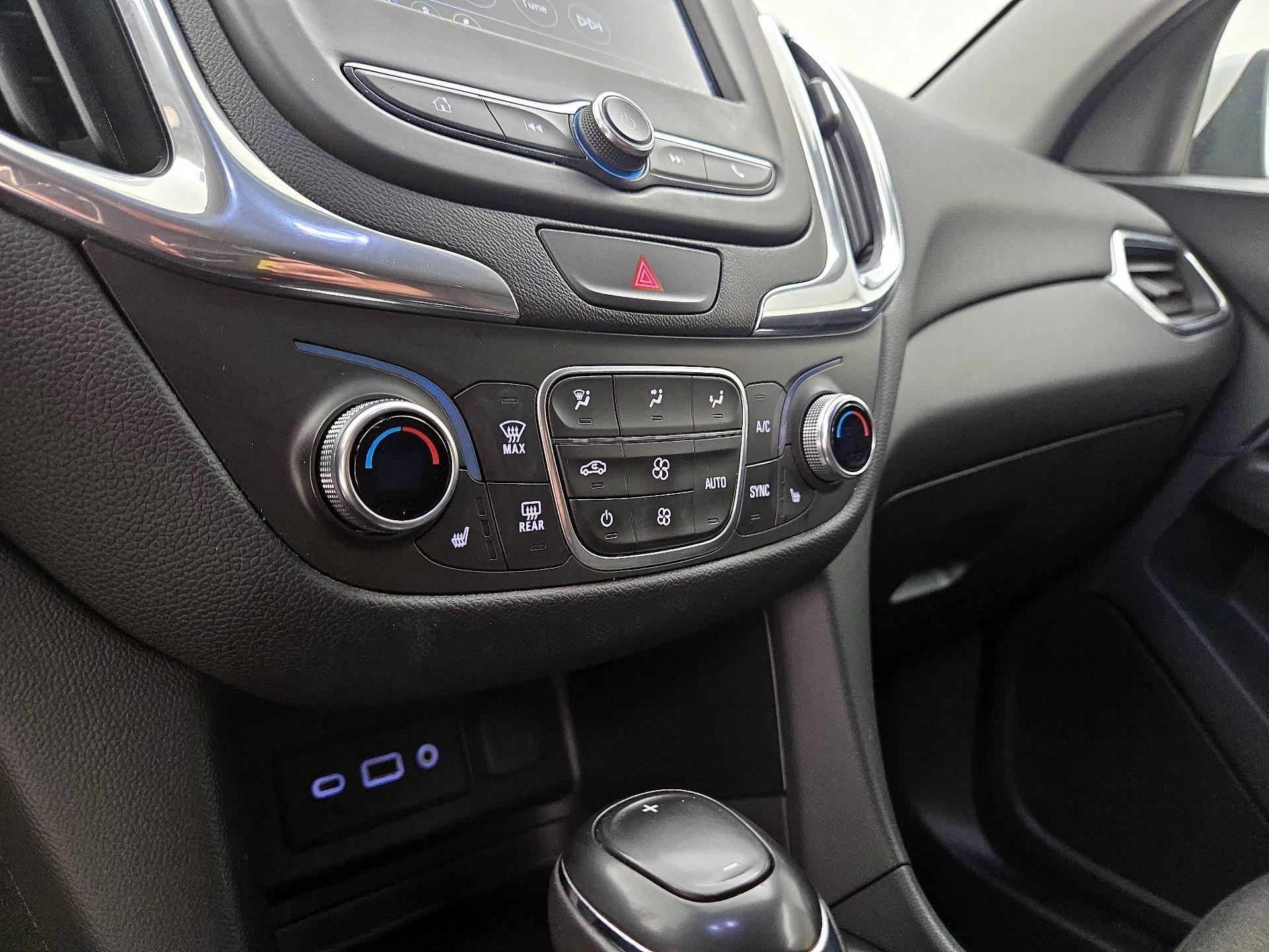 Thumbnail: 2019 Chevrolet Equinox - 16