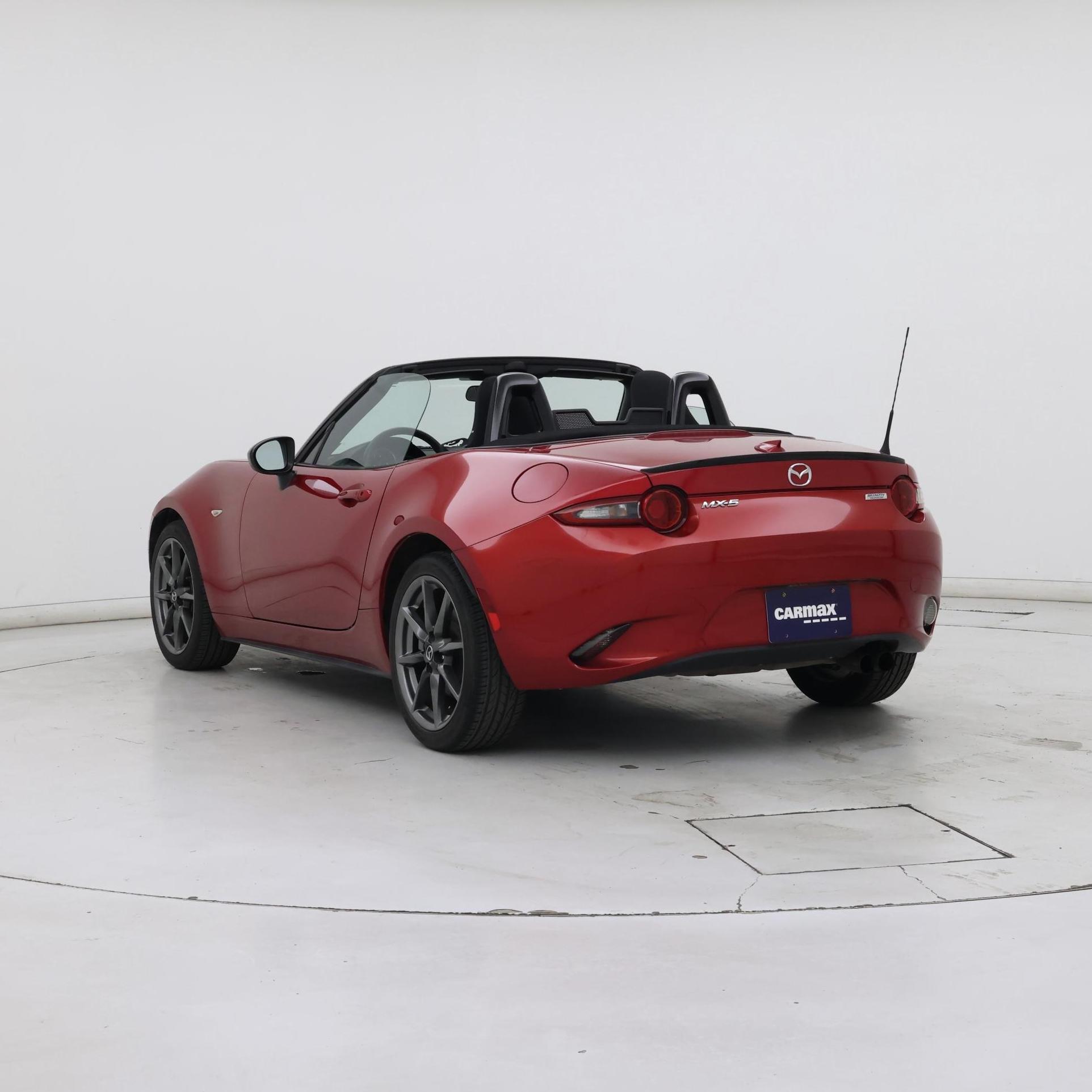 Thumbnail: 2016 Mazda MX-5 Miata - 2