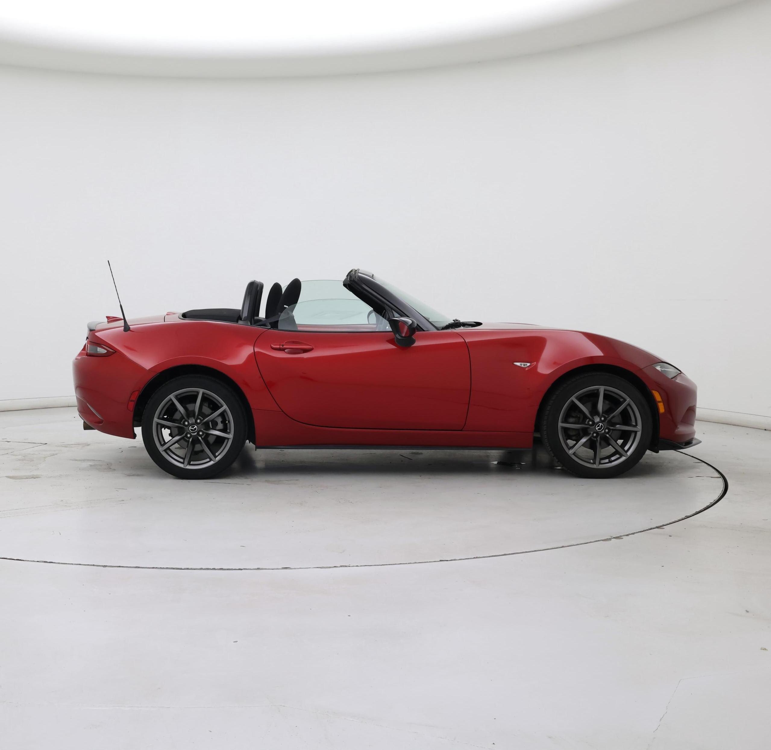 Thumbnail: 2016 Mazda MX-5 Miata - 7
