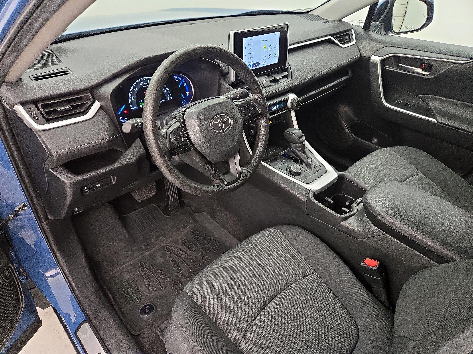 Thumbnail: 2023 Toyota RAV4 - 11