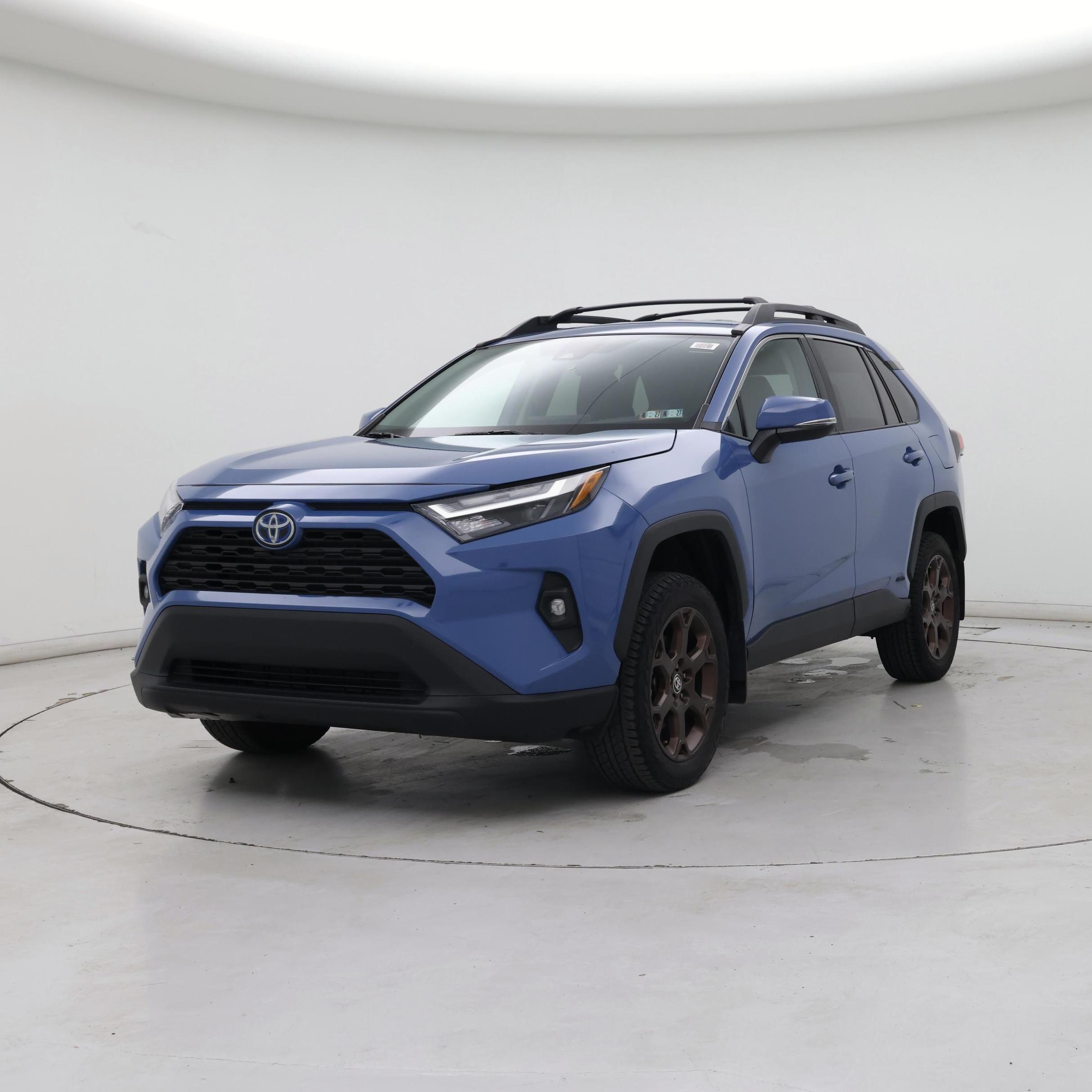 Thumbnail: 2023 Toyota RAV4 - 4
