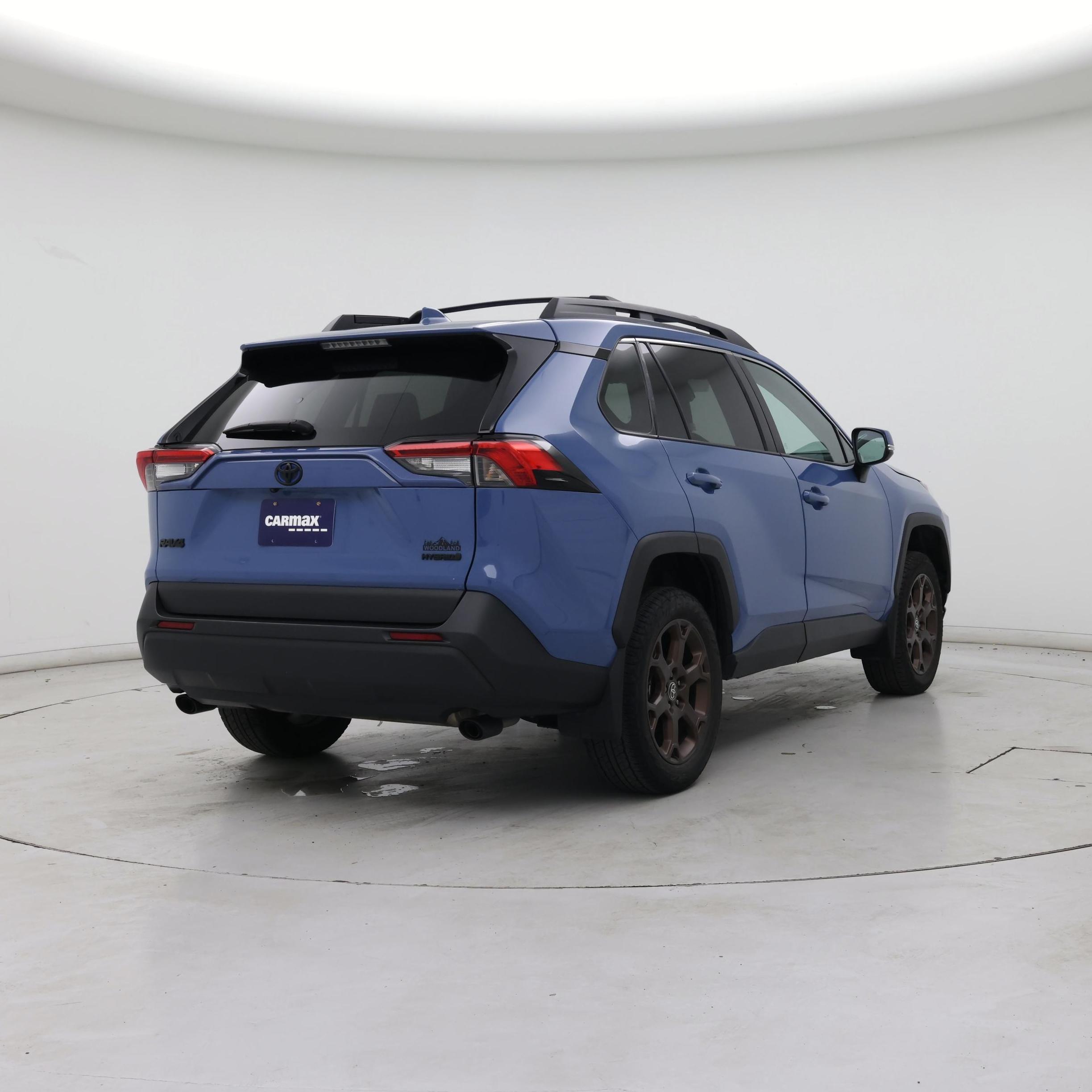 Thumbnail: 2023 Toyota RAV4 - 8