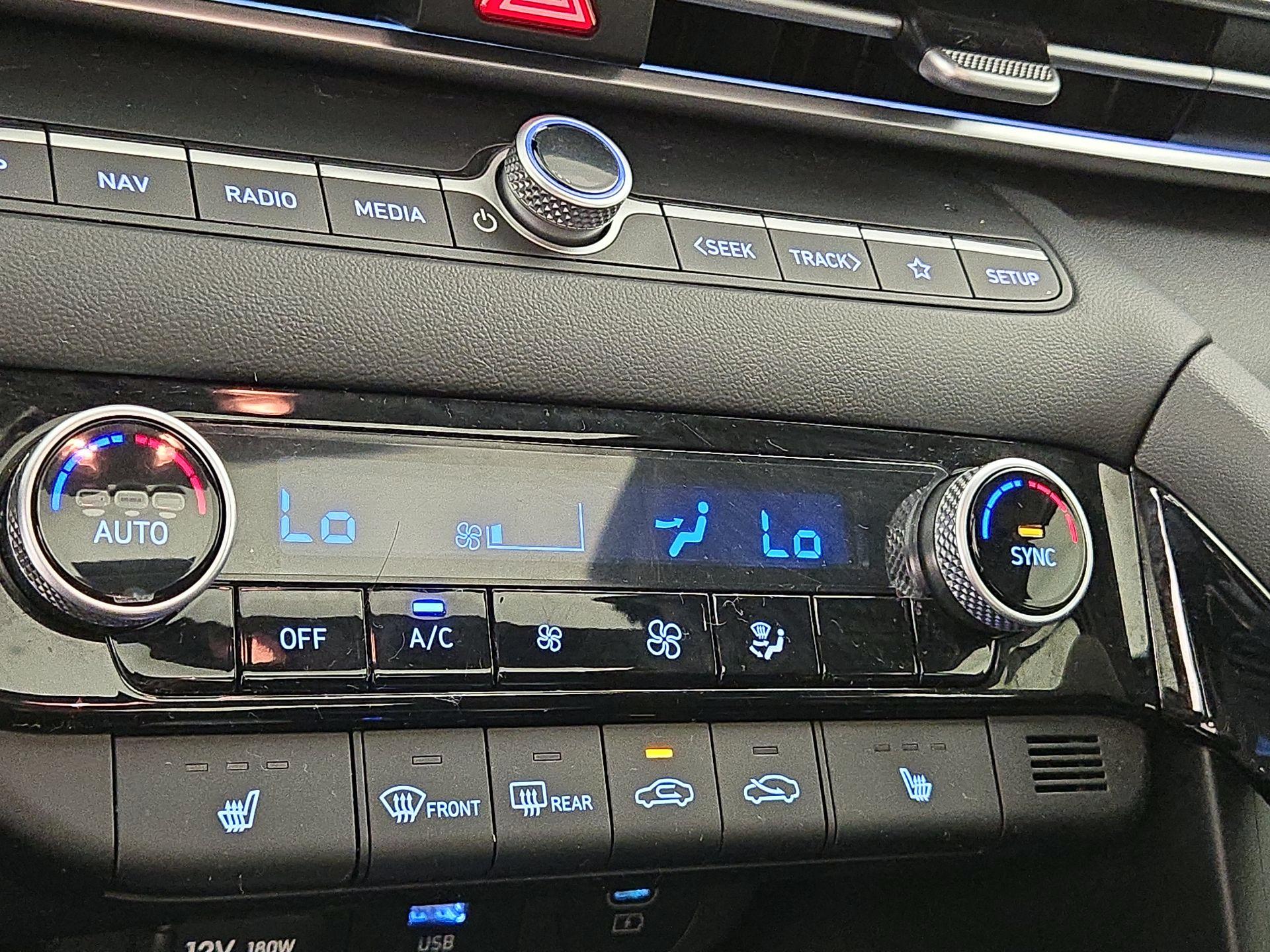 Thumbnail: 2024 Hyundai Elantra - 16