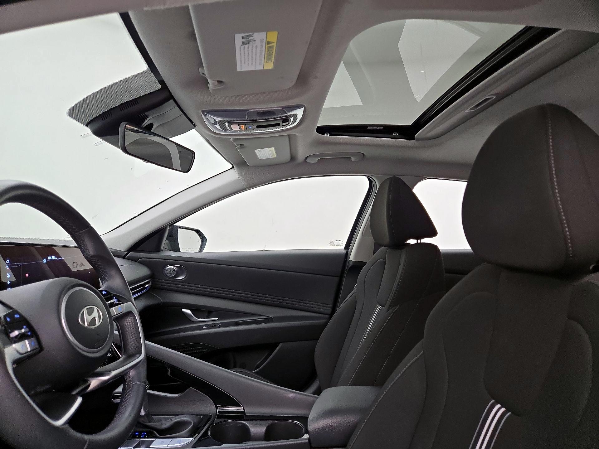 Thumbnail: 2024 Hyundai Elantra - 19