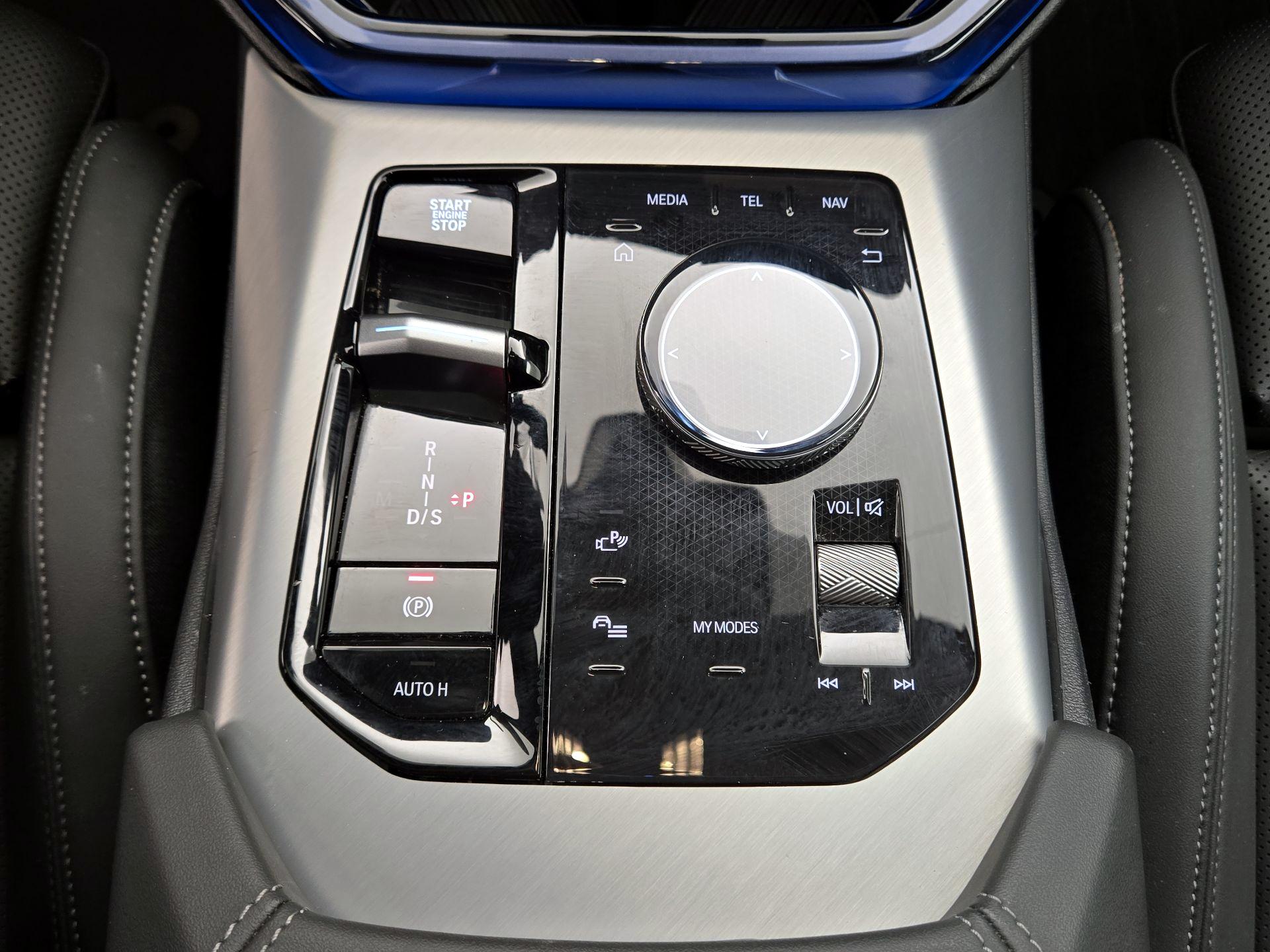 Thumbnail: 2025 BMW X3 - 16